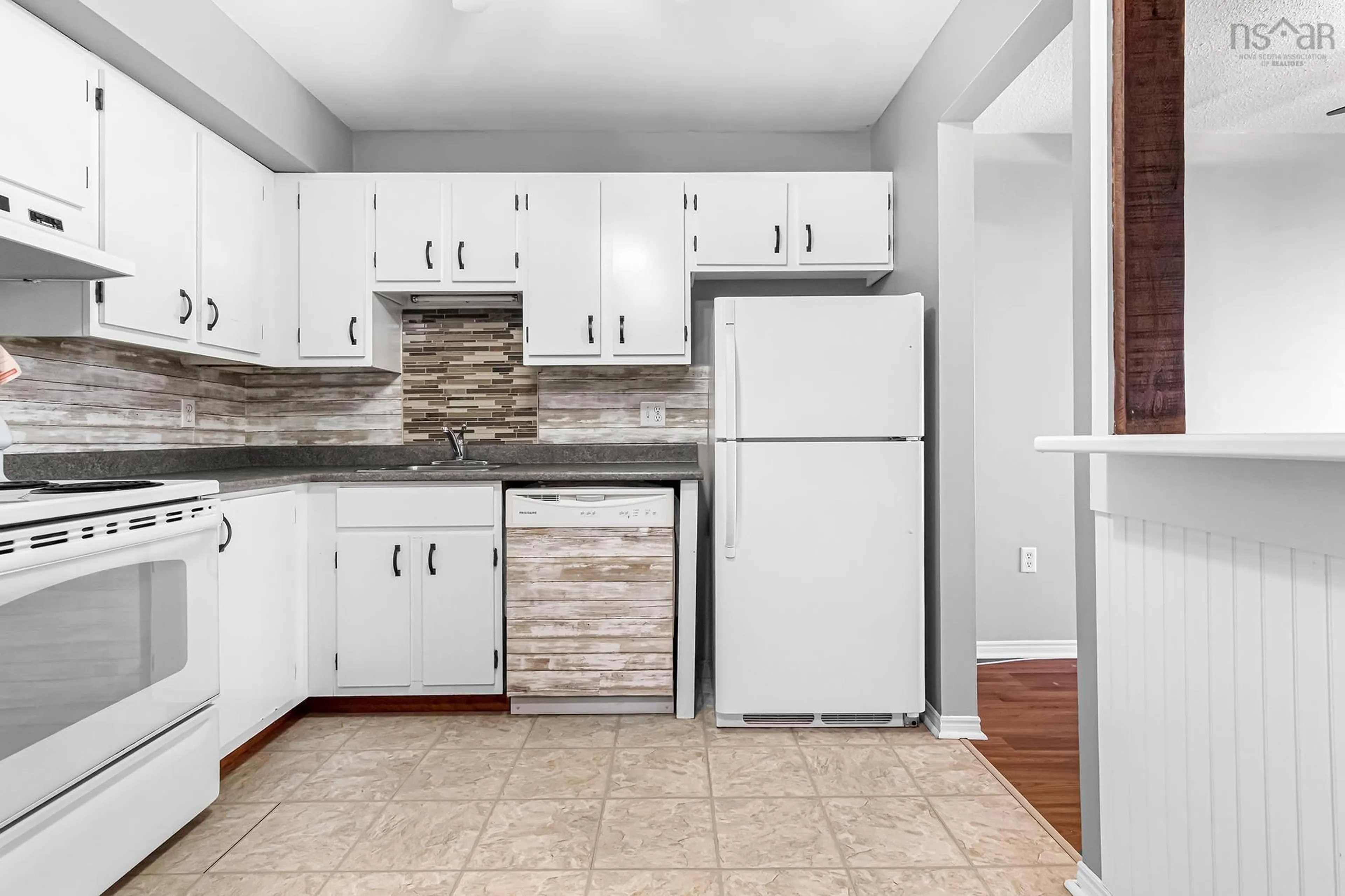 Standard kitchen, unknown for 79 Collins Grove #119, Dartmouth Nova Scotia B2W 6B9
