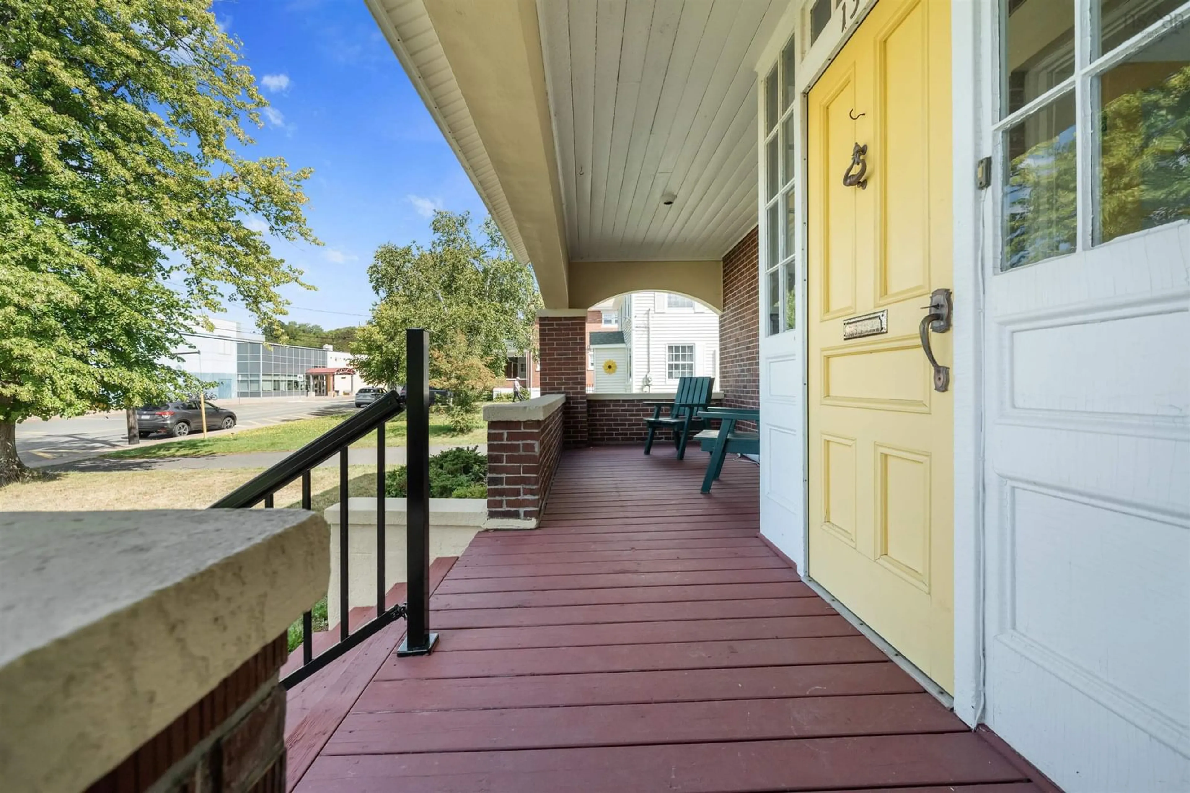 Patio, street for 130 Albert St, New Glasgow Nova Scotia B2H 3V3