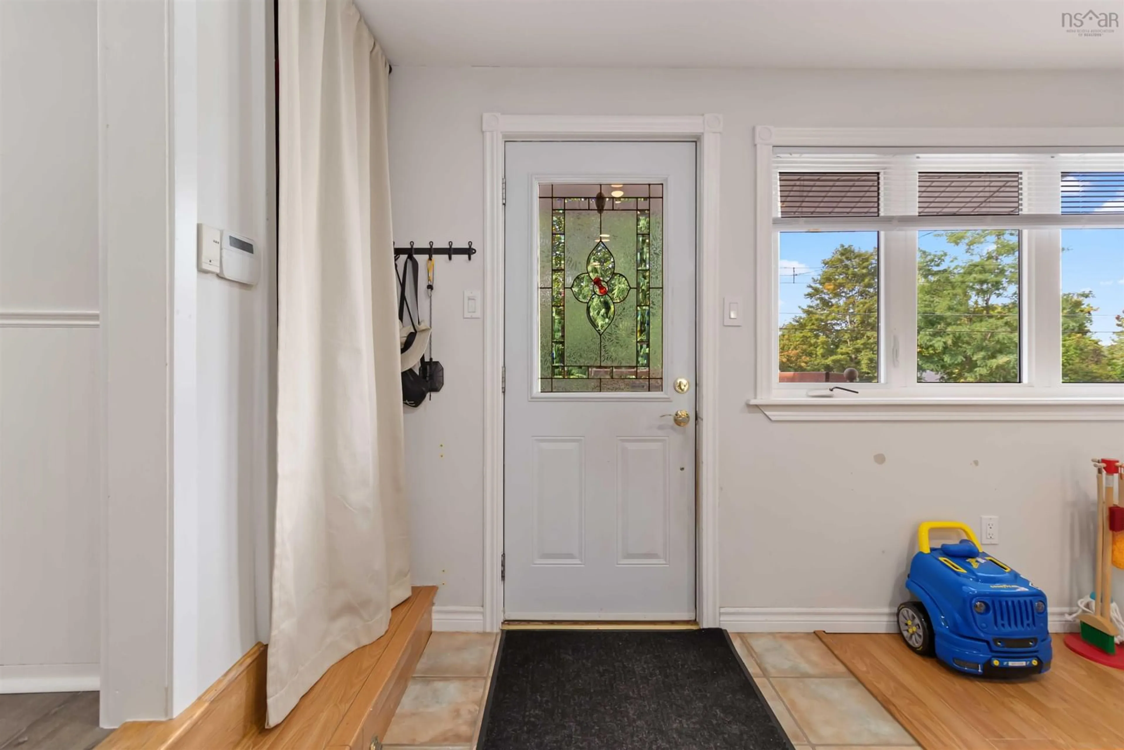 Indoor entryway for 51 Hillside Ave, Lower Sackville Nova Scotia B4C 1W6