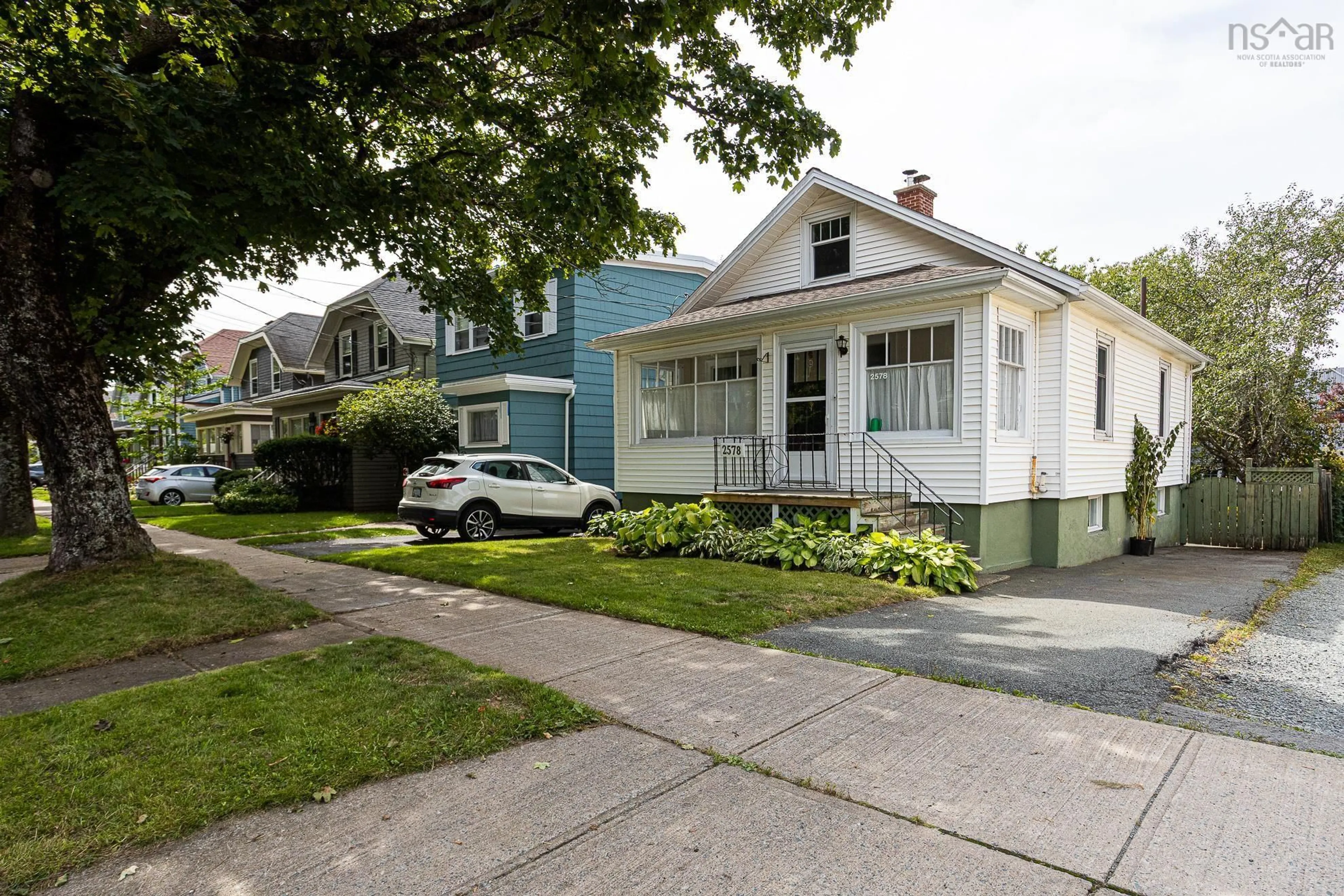 Unknown for 2578 Poplar St, Halifax Nova Scotia B3L 2Y8