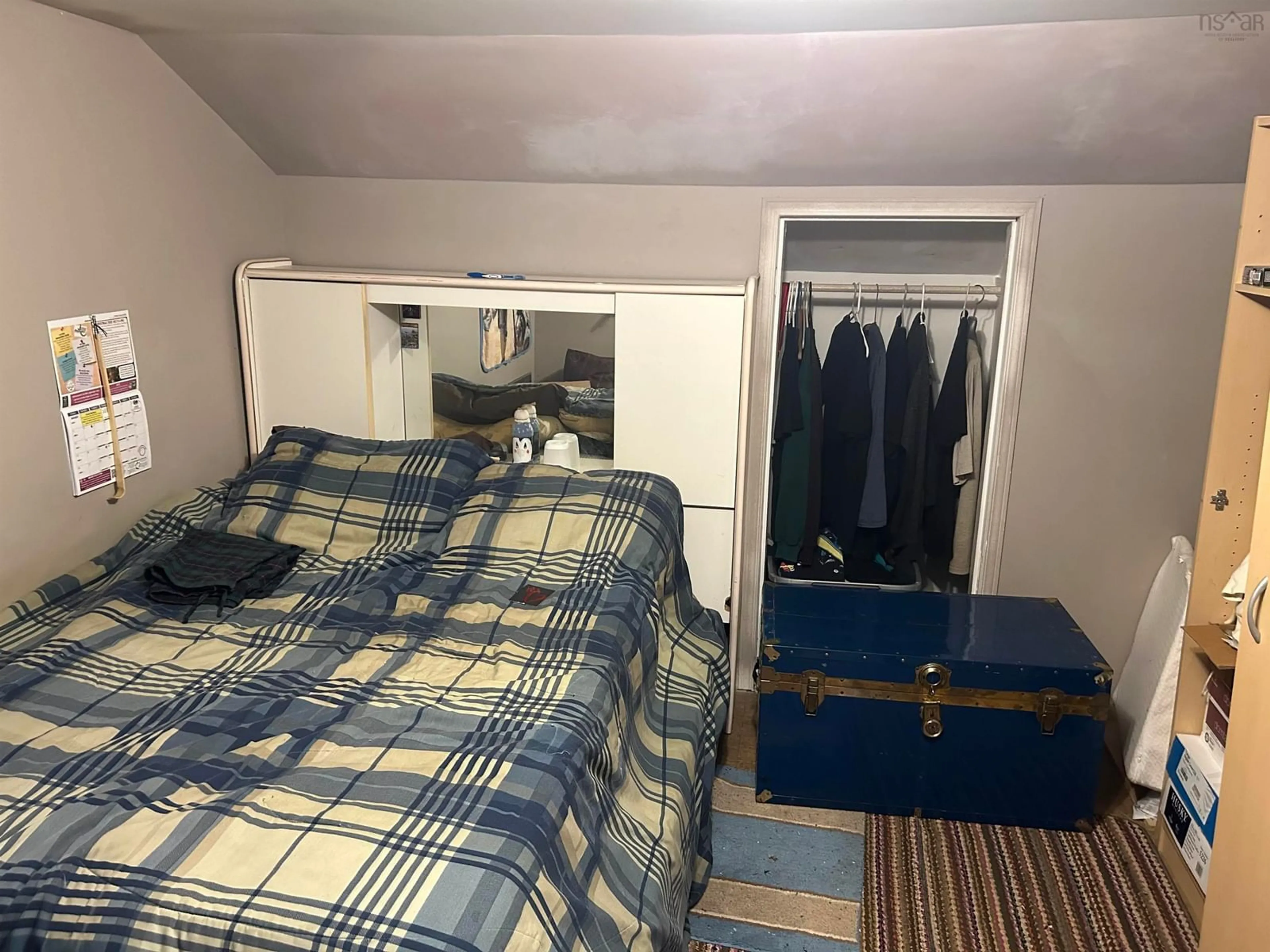 A pic of a room for 18 Mcintosh St, Halifax Nova Scotia B3R 1G8