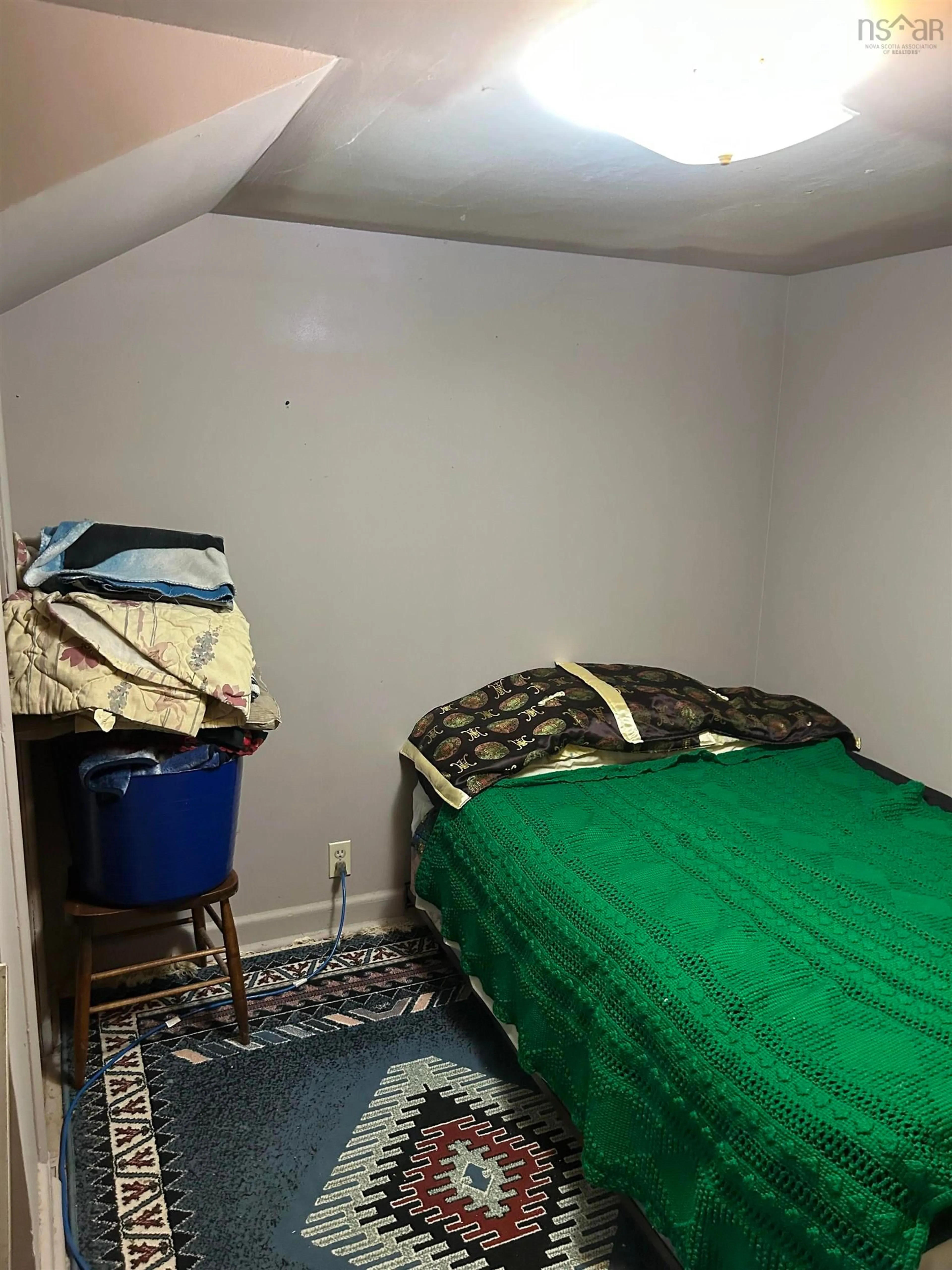 A pic of a room for 18 Mcintosh St, Halifax Nova Scotia B3R 1G8