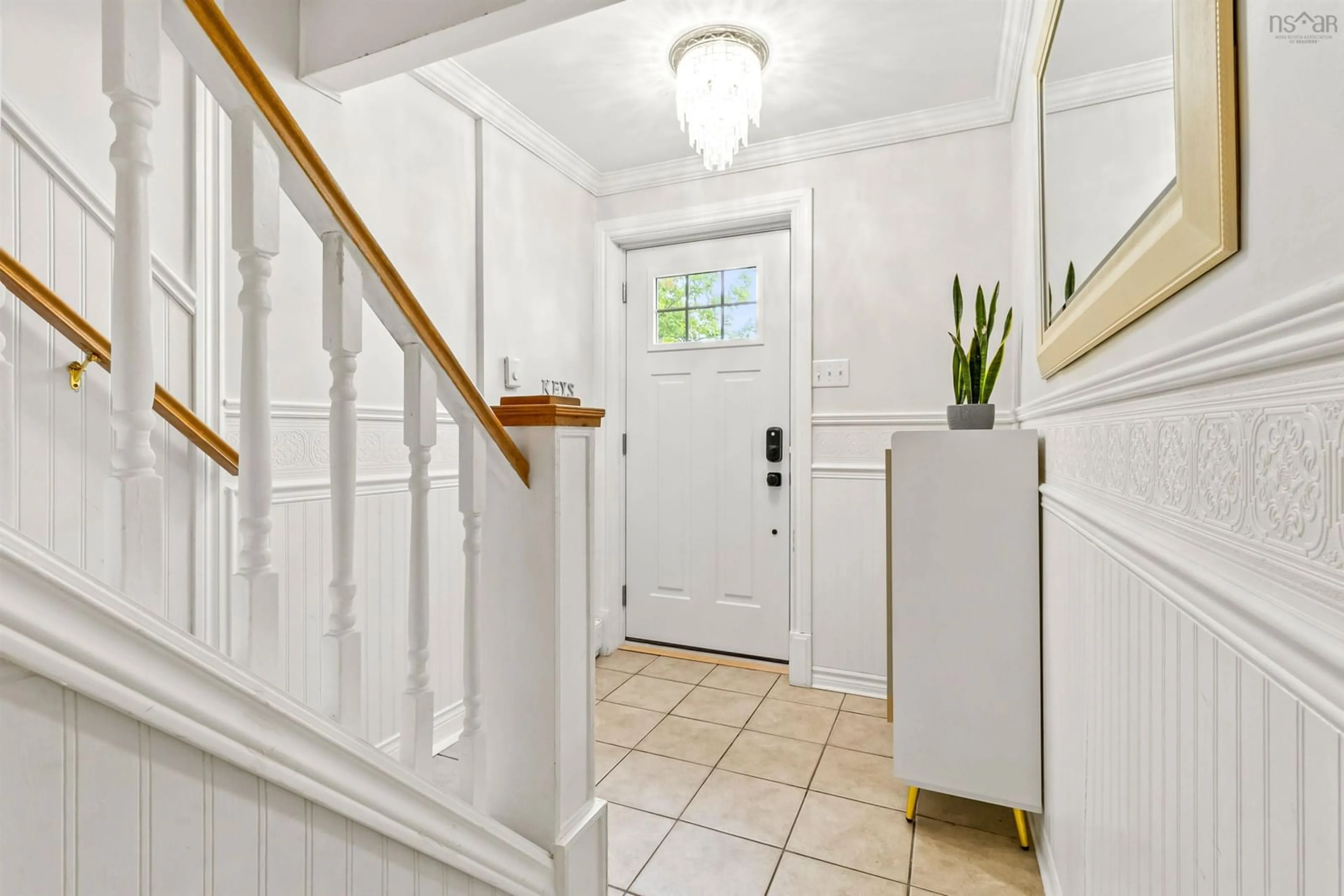 Indoor entryway for 12 Limerick Rd, Halifax Nova Scotia B3P 2E2