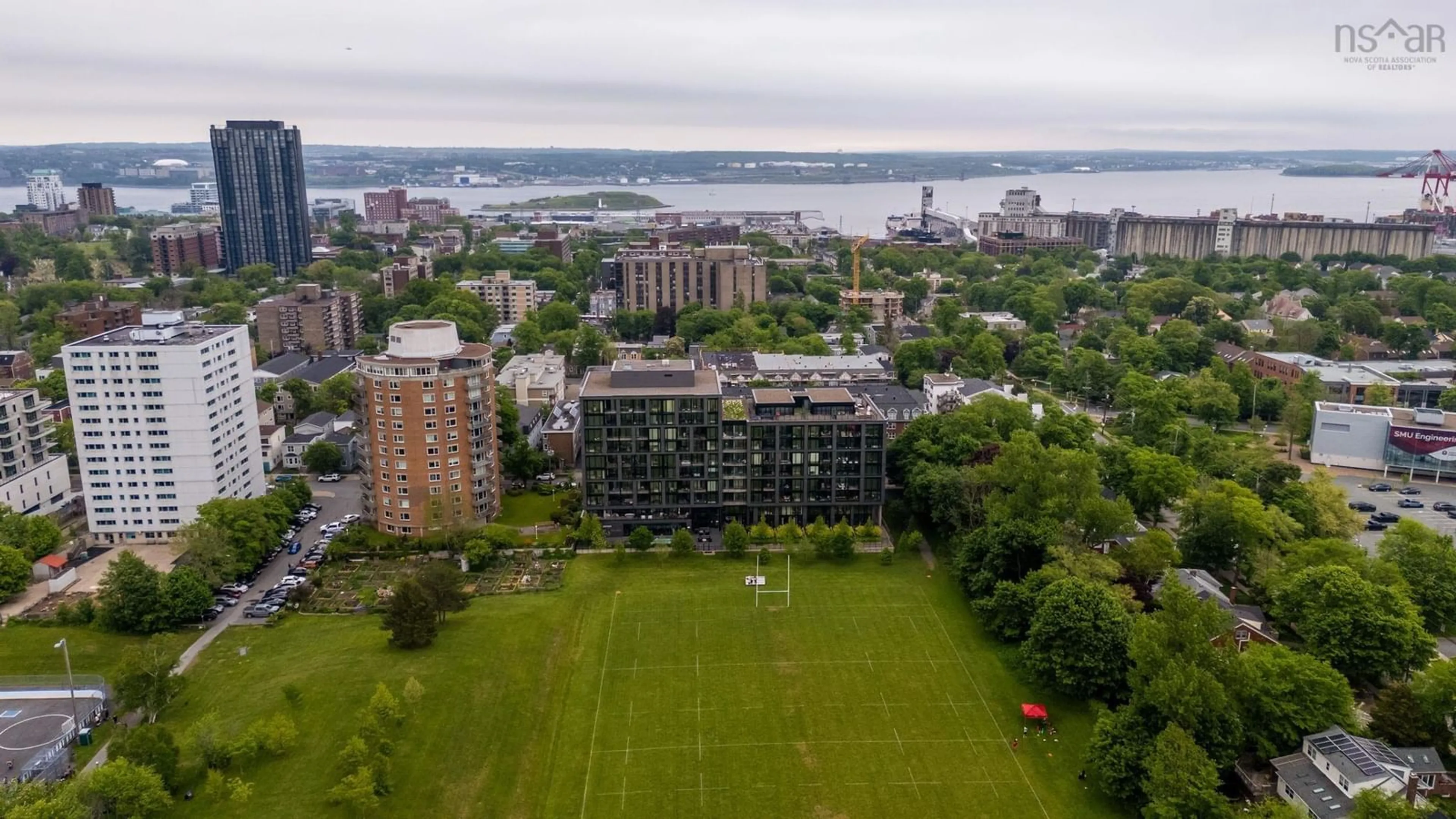 A pic from outside/outdoor area/front of a property/back of a property/a pic from drone, city buildings view from balcony for 1048 Wellington St #614, Halifax Nova Scotia B3H 2Z8