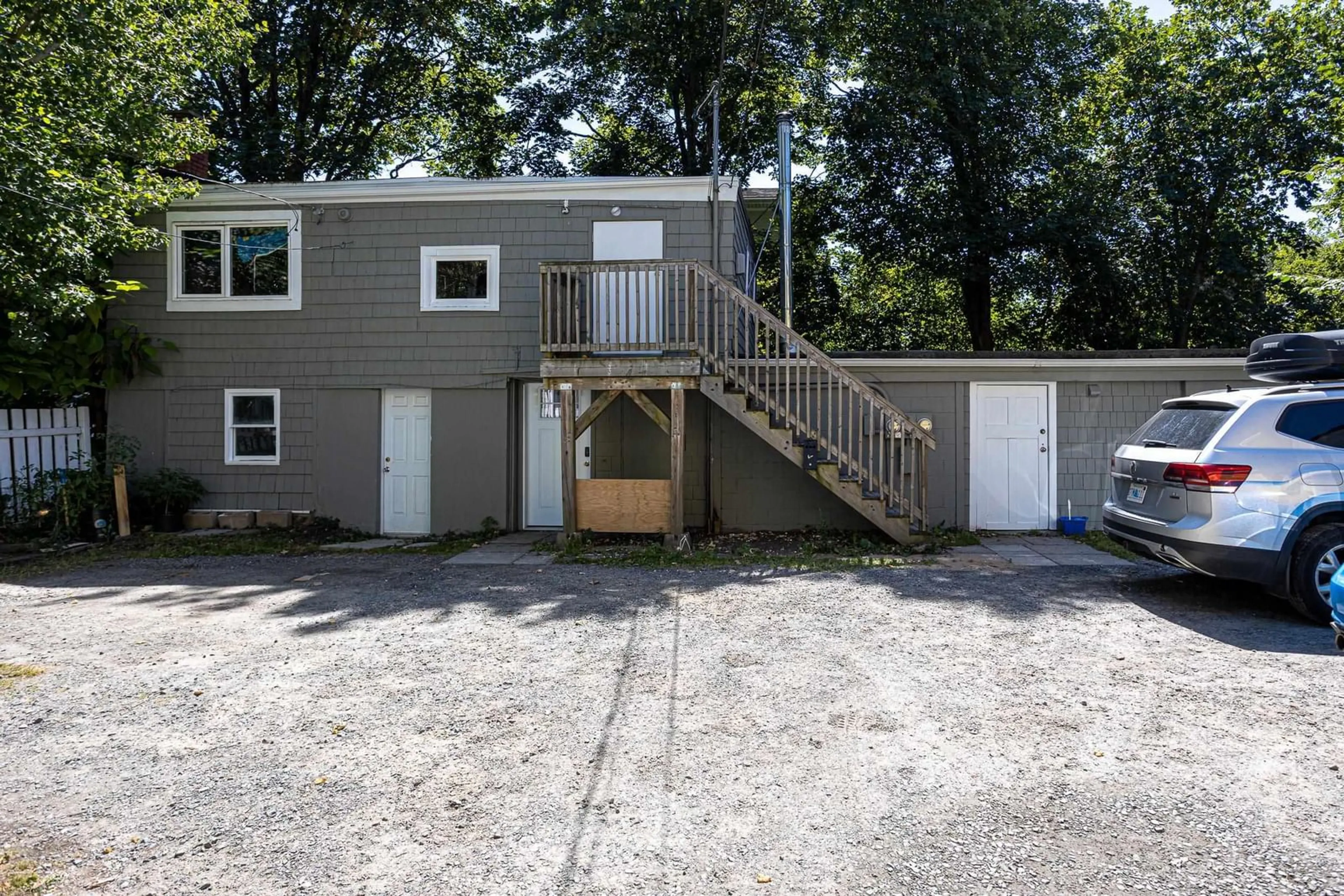 Home with vinyl exterior material, unknown for 6186/88 Allan St, Halifax Nova Scotia B3L 1G6