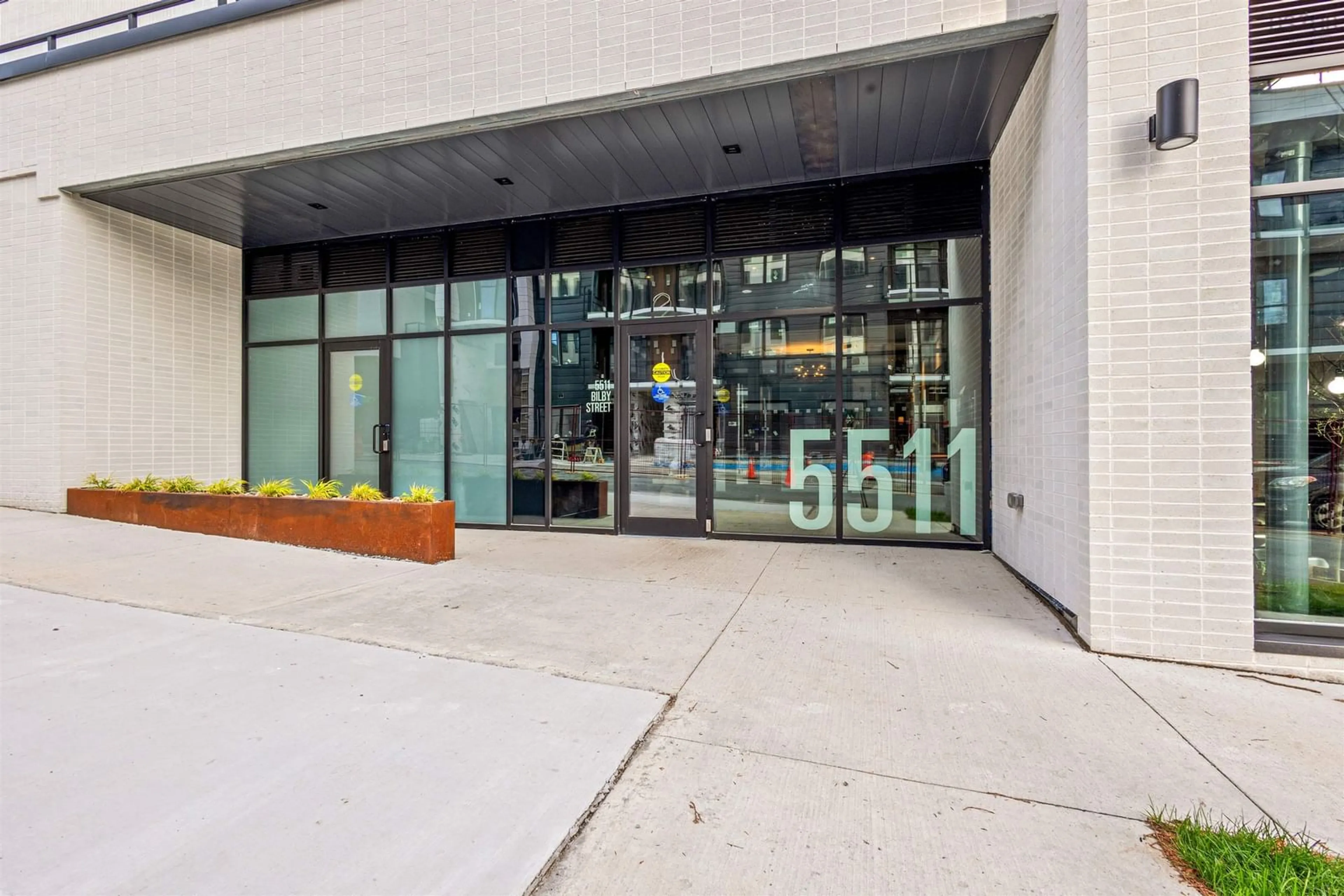 Indoor foyer for 5511 Bilby St #408, Halifax Peninsula Nova Scotia B3K 1V4