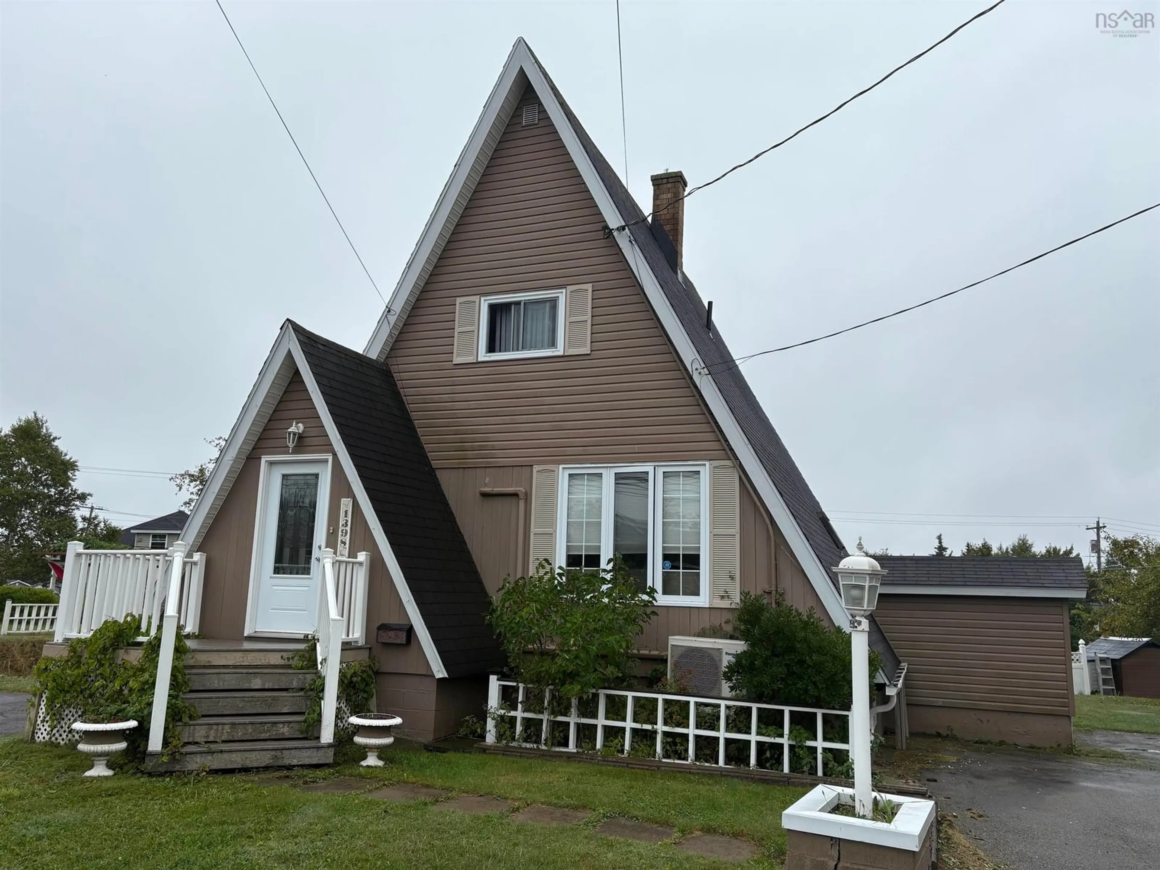 Unknown for 1398 George St, Mira Road Nova Scotia B1P 1N2