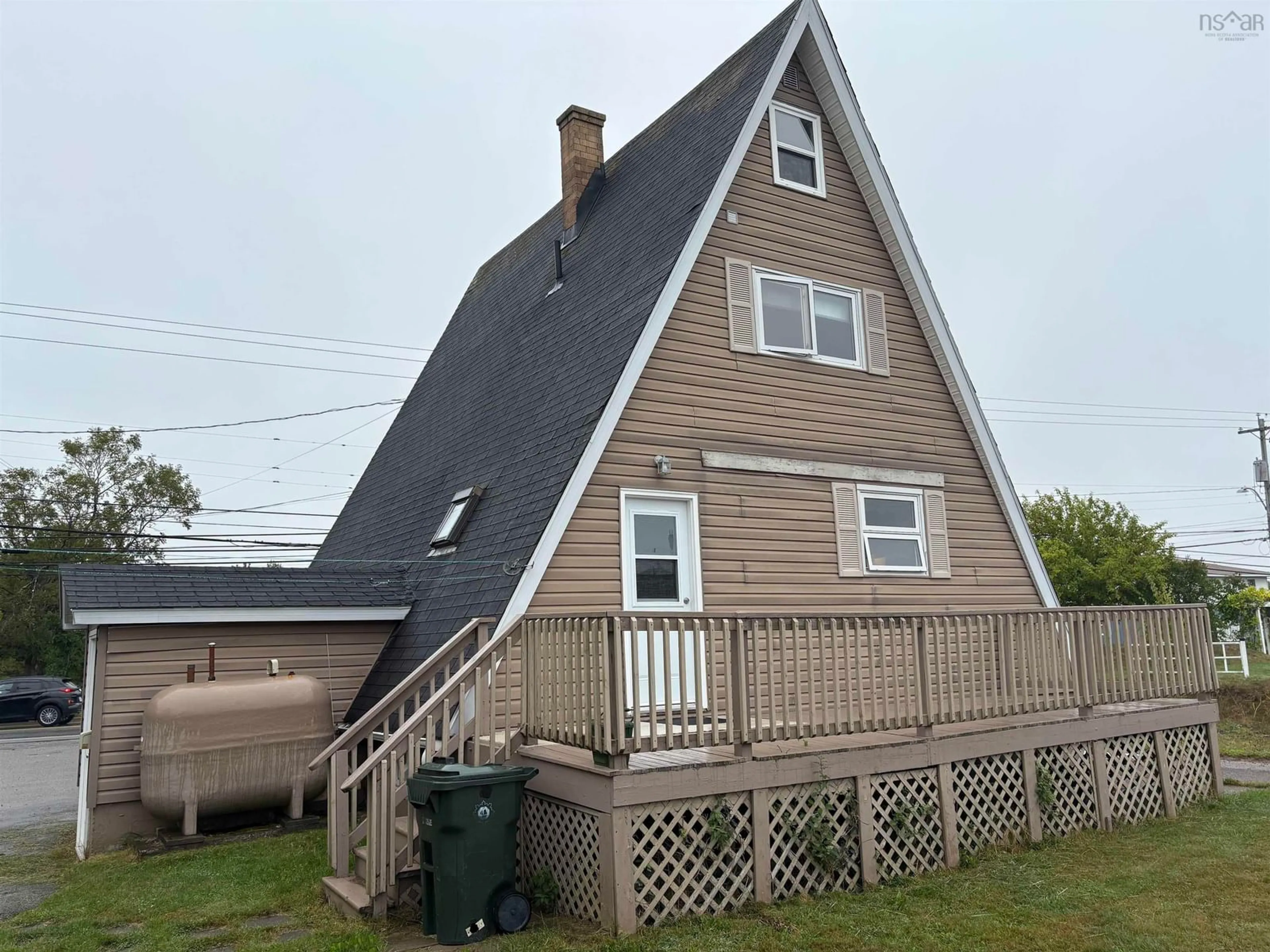 Home with vinyl exterior material, street for 1398 George St, Mira Road Nova Scotia B1P 1N2