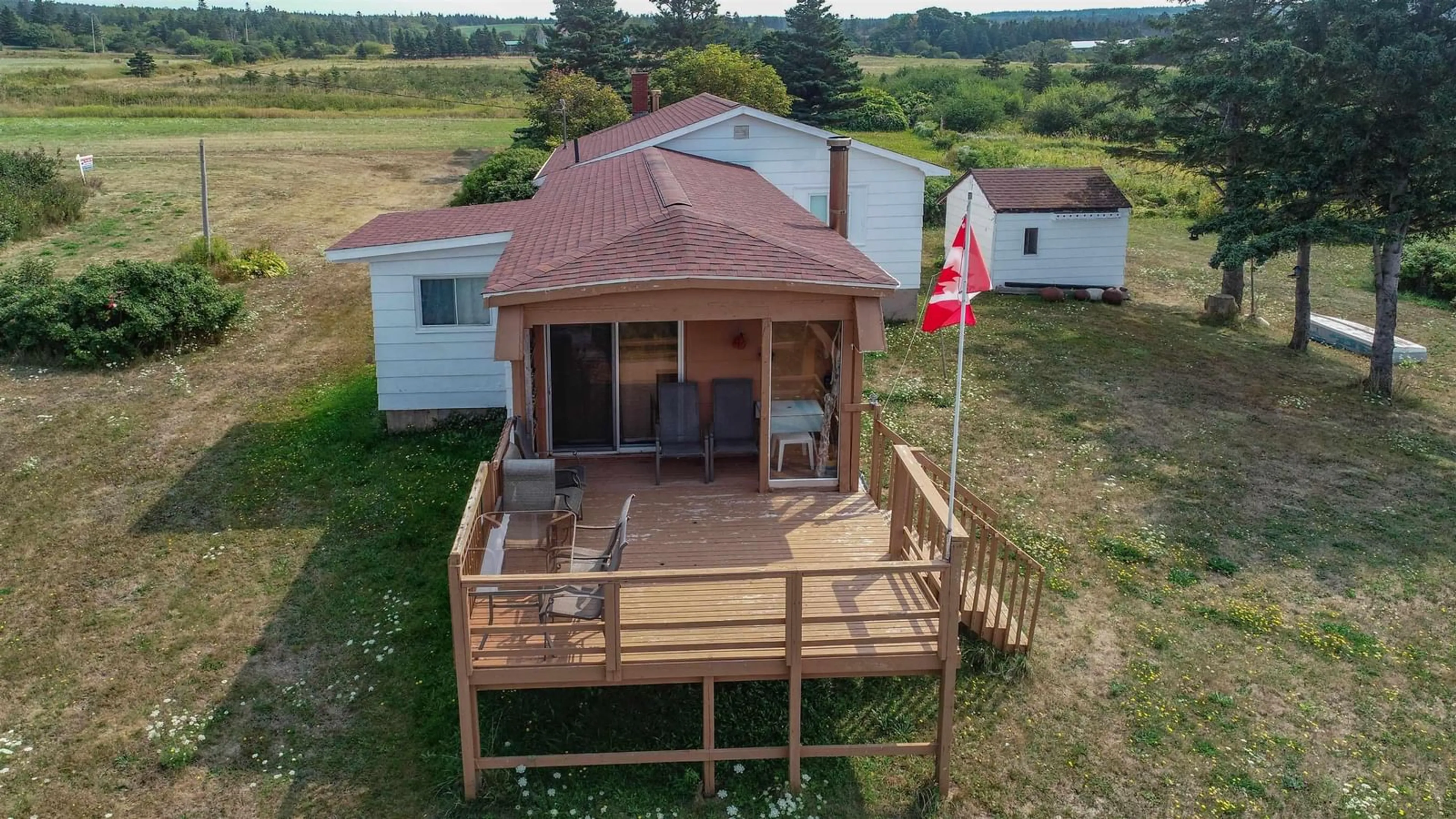 A pic from outside/outdoor area/front of a property/back of a property/a pic from drone, unknown for 1472 Cape Split Rd Rd, Scots Bay Nova Scotia B0P 1H0