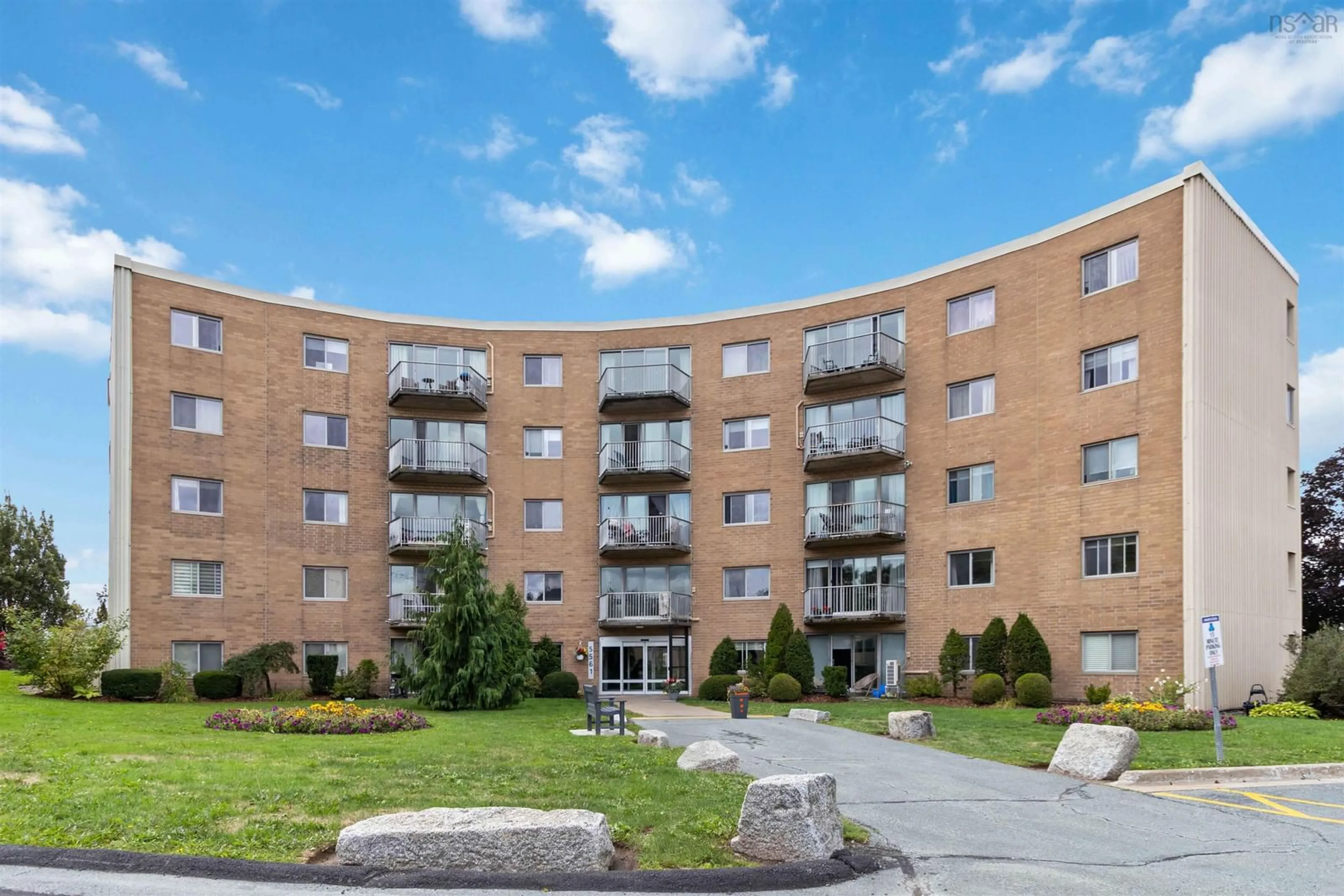Patio, building for 5561 Heatherwood Crt #C308, Halifax Peninsula Nova Scotia B3K 5N7