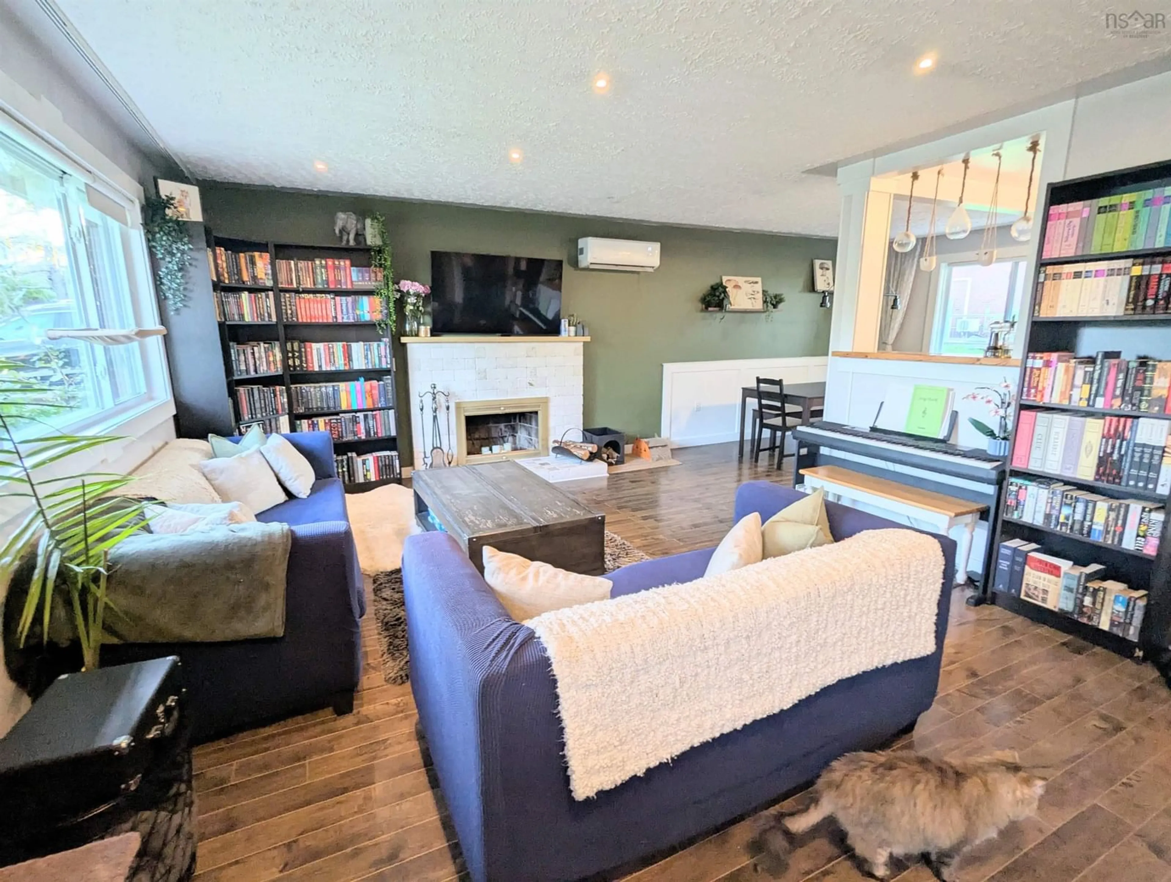 Living room with furniture, wood/laminate floor for 7 Muriel Ave, Dartmouth Nova Scotia B2W 2E4