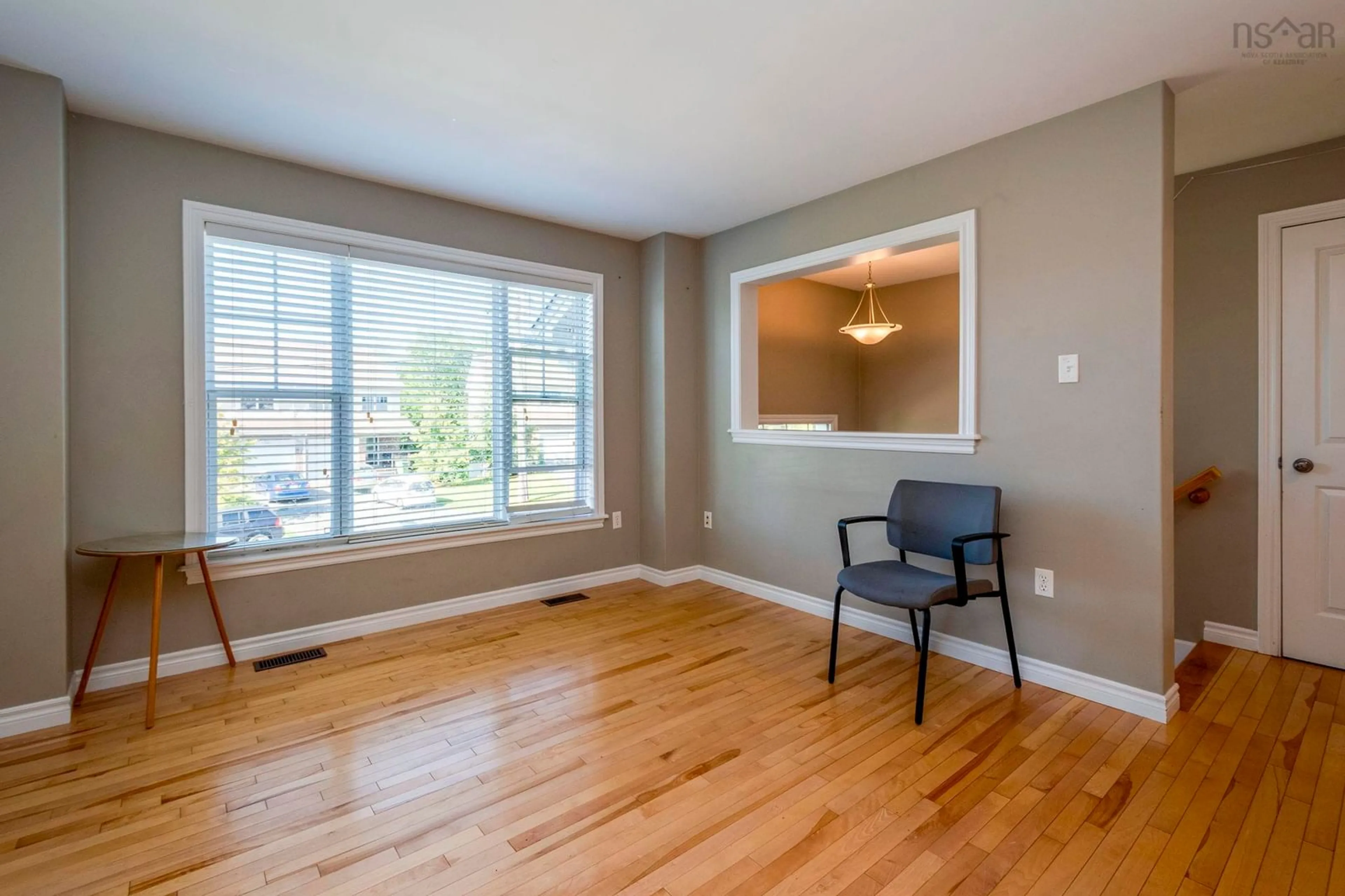 Living room with furniture, wood/laminate floor for 7 Collingwood Crt, Dartmouth Nova Scotia B2W 0G4