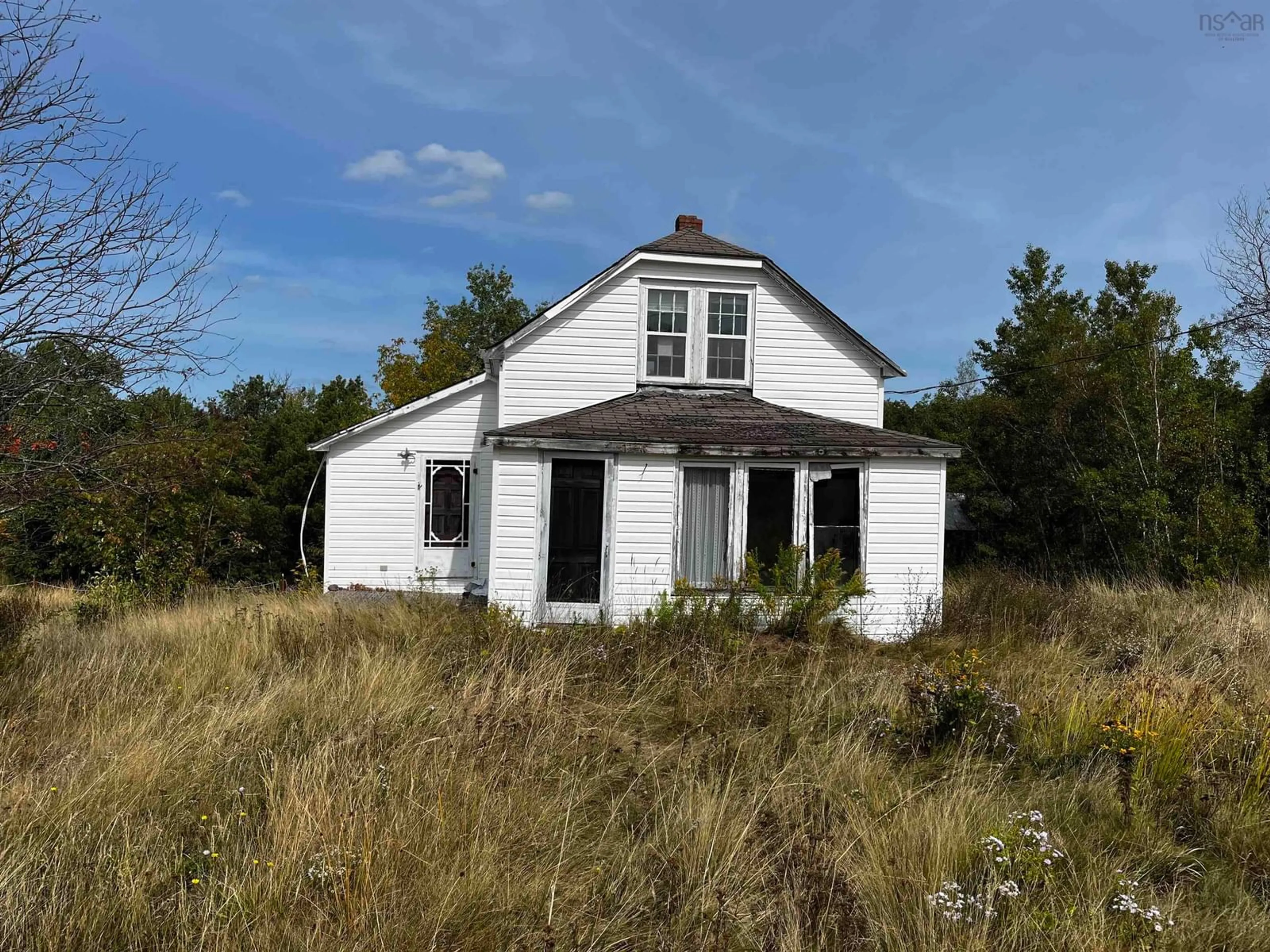 Shed for 104 North St, Springhill Nova Scotia B0M 1X0