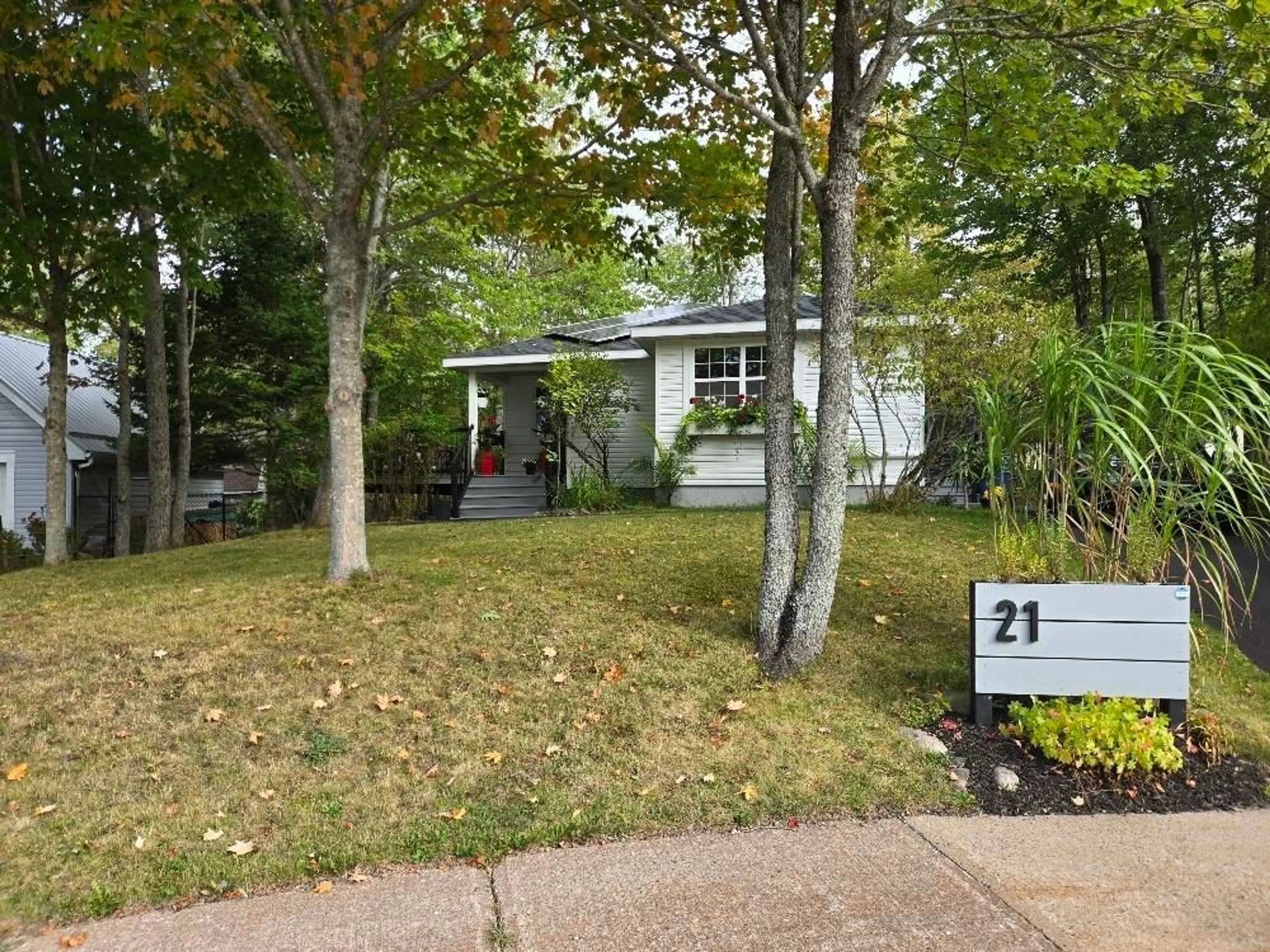 Unknown for 21 Heritage Place, Truro Nova Scotia B2N 6J4