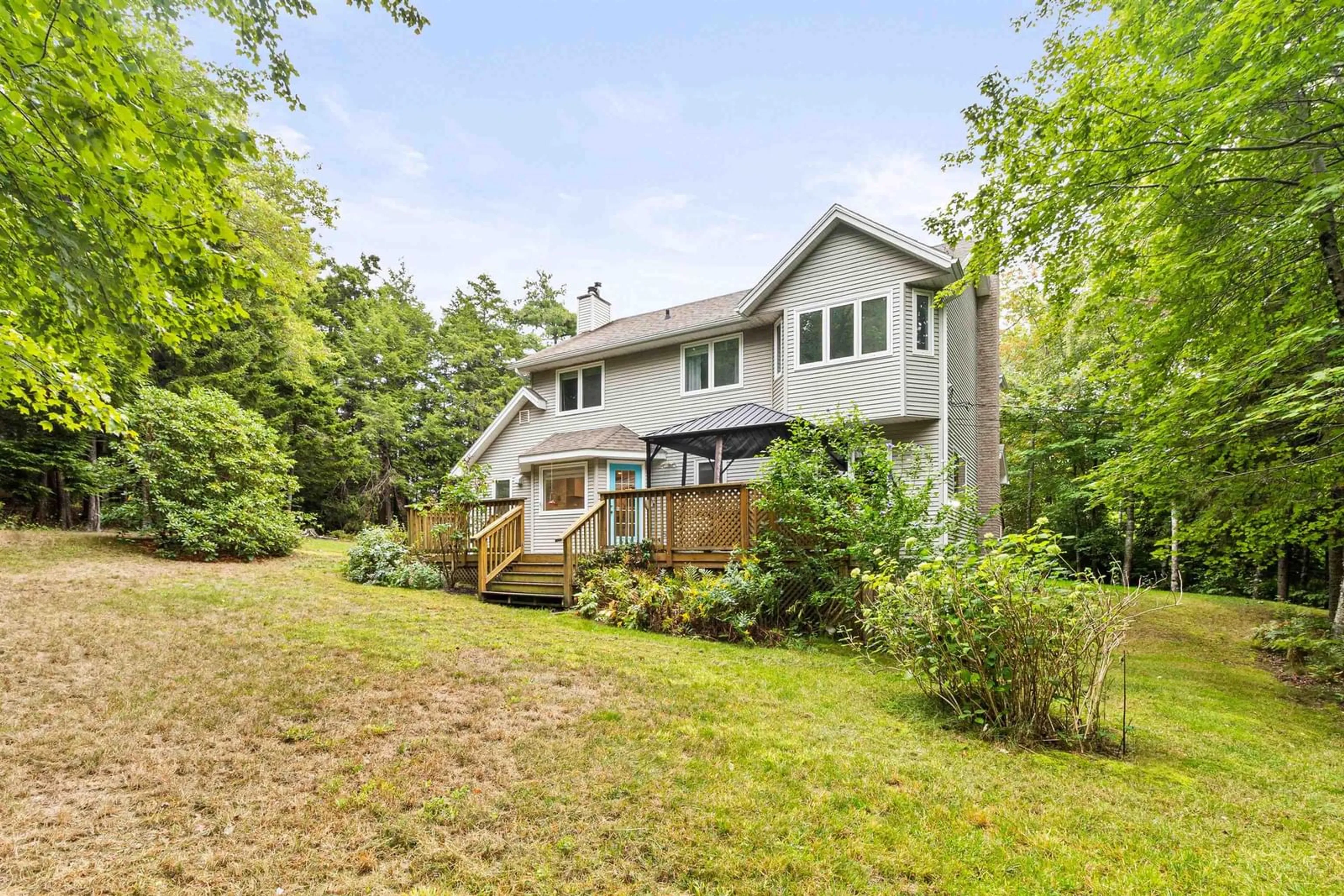 A pic from outside/outdoor area/front of a property/back of a property/a pic from drone, unknown for 2 Ainsley Crt, Fall River Nova Scotia B2T 1E7