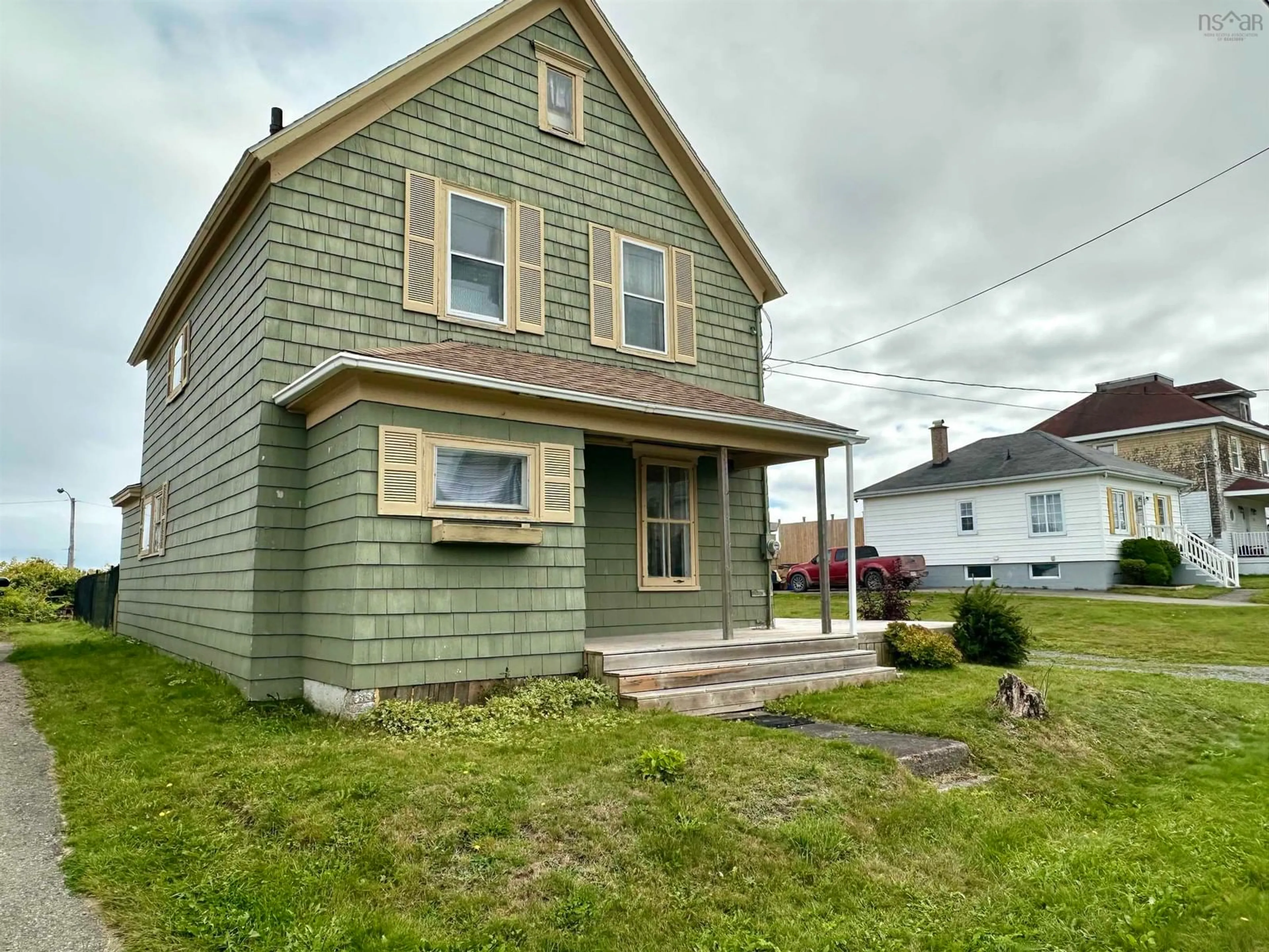 Unknown for 24 Upper Warren St, Louisbourg Nova Scotia B1C 1M8