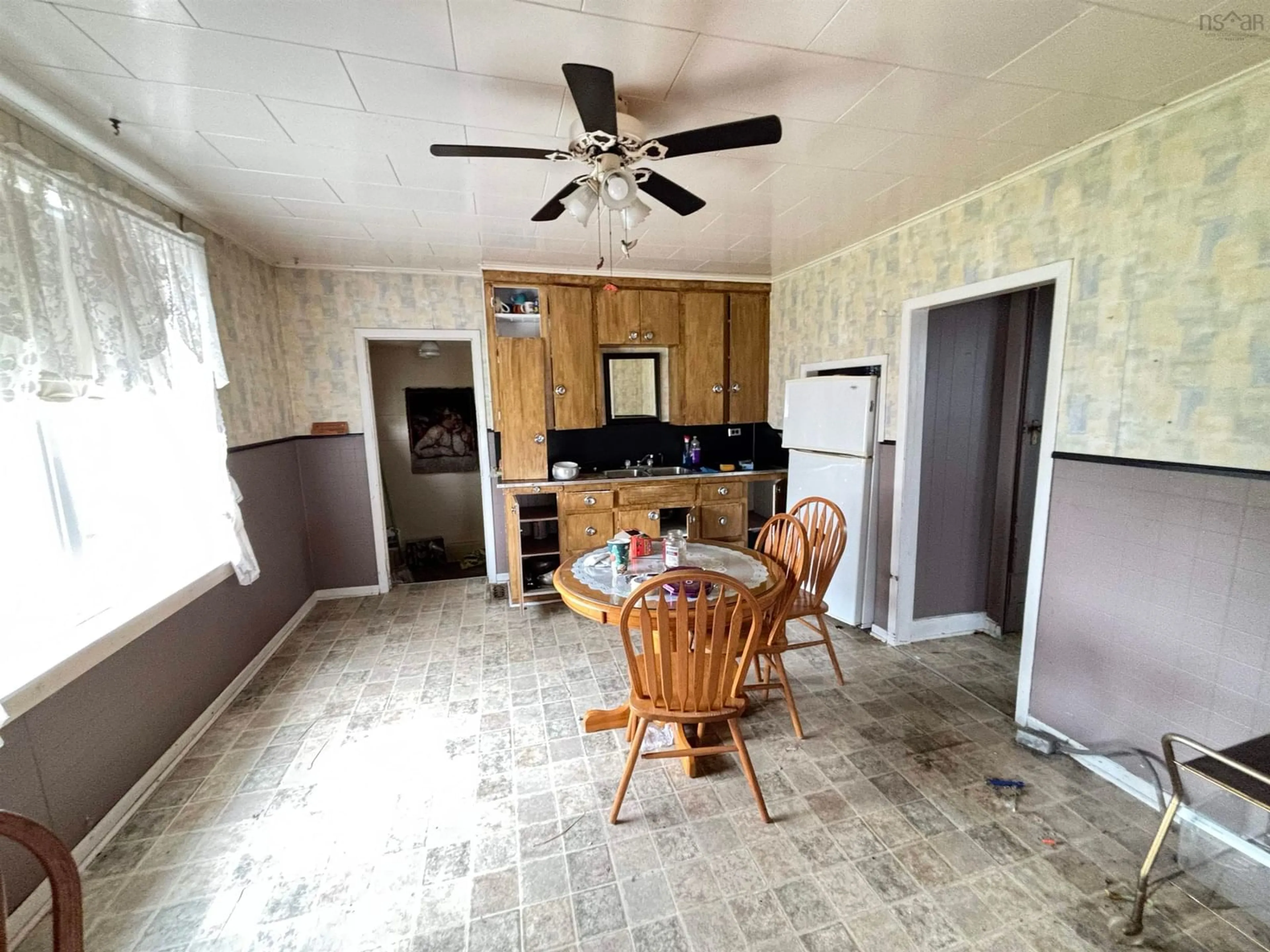 A pic of a room for 7 One B Rd, Glace Bay Nova Scotia B1A 4P9