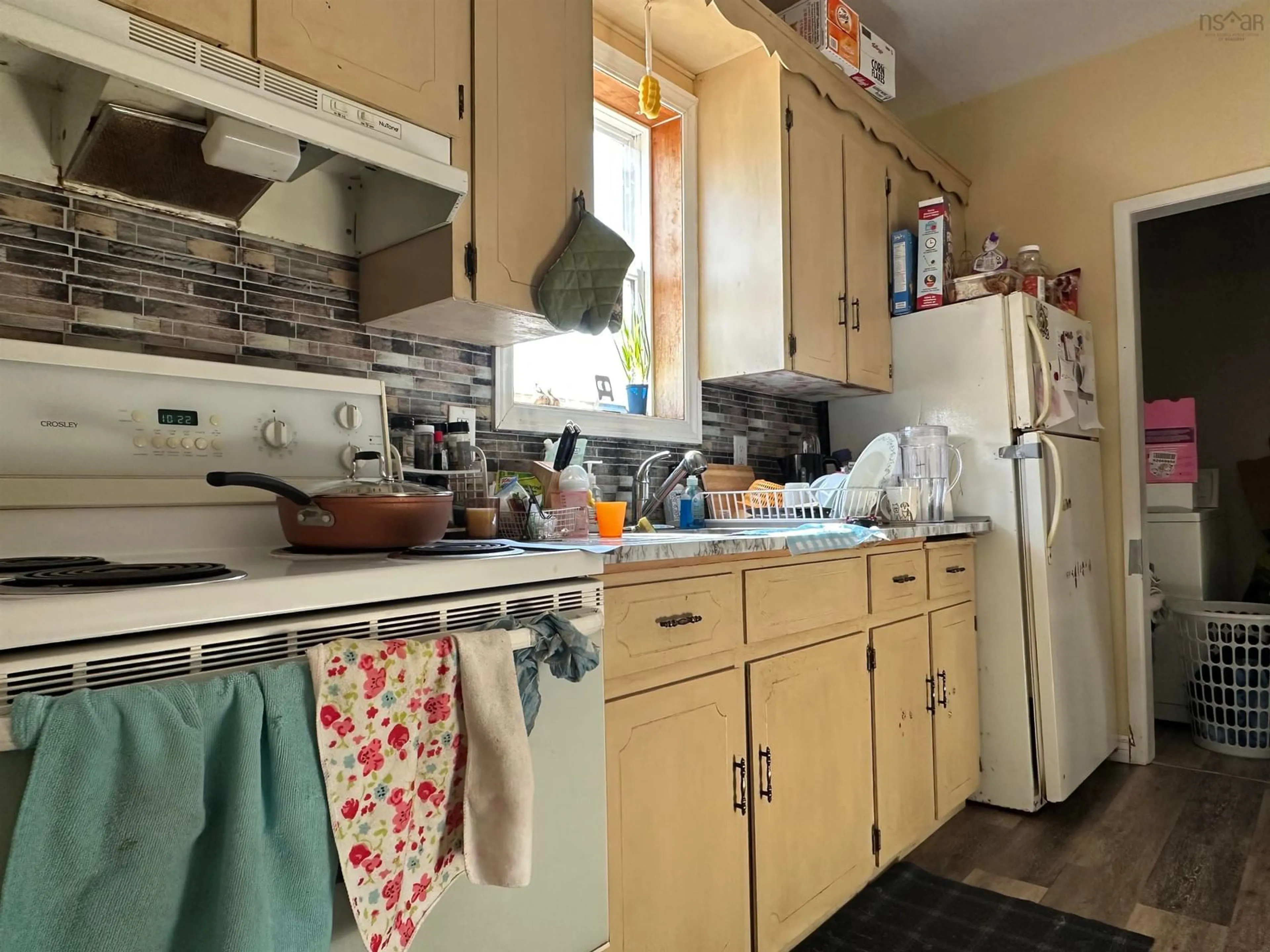Standard kitchen, unknown for 172 Ashby Rd, Sydney Nova Scotia B1P 2S6