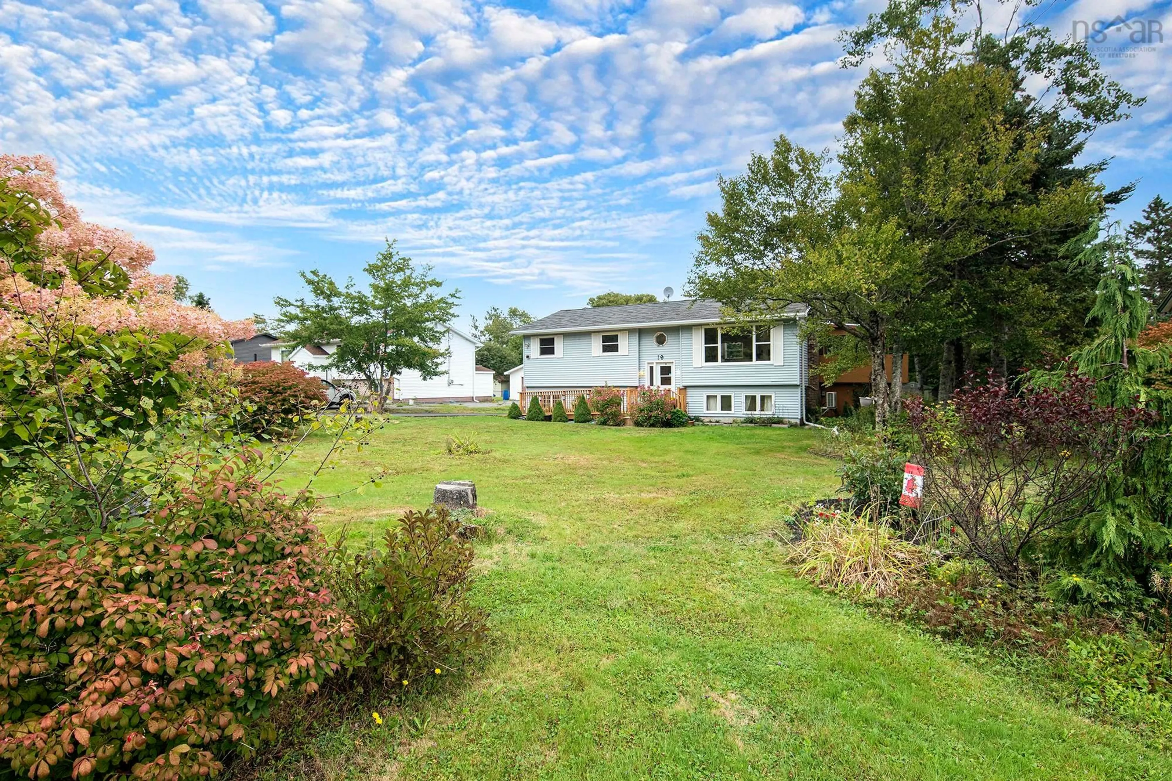 A pic from outside/outdoor area/front of a property/back of a property/a pic from drone, unknown for 19 Walker St, Lake Echo Nova Scotia B3E 1M4