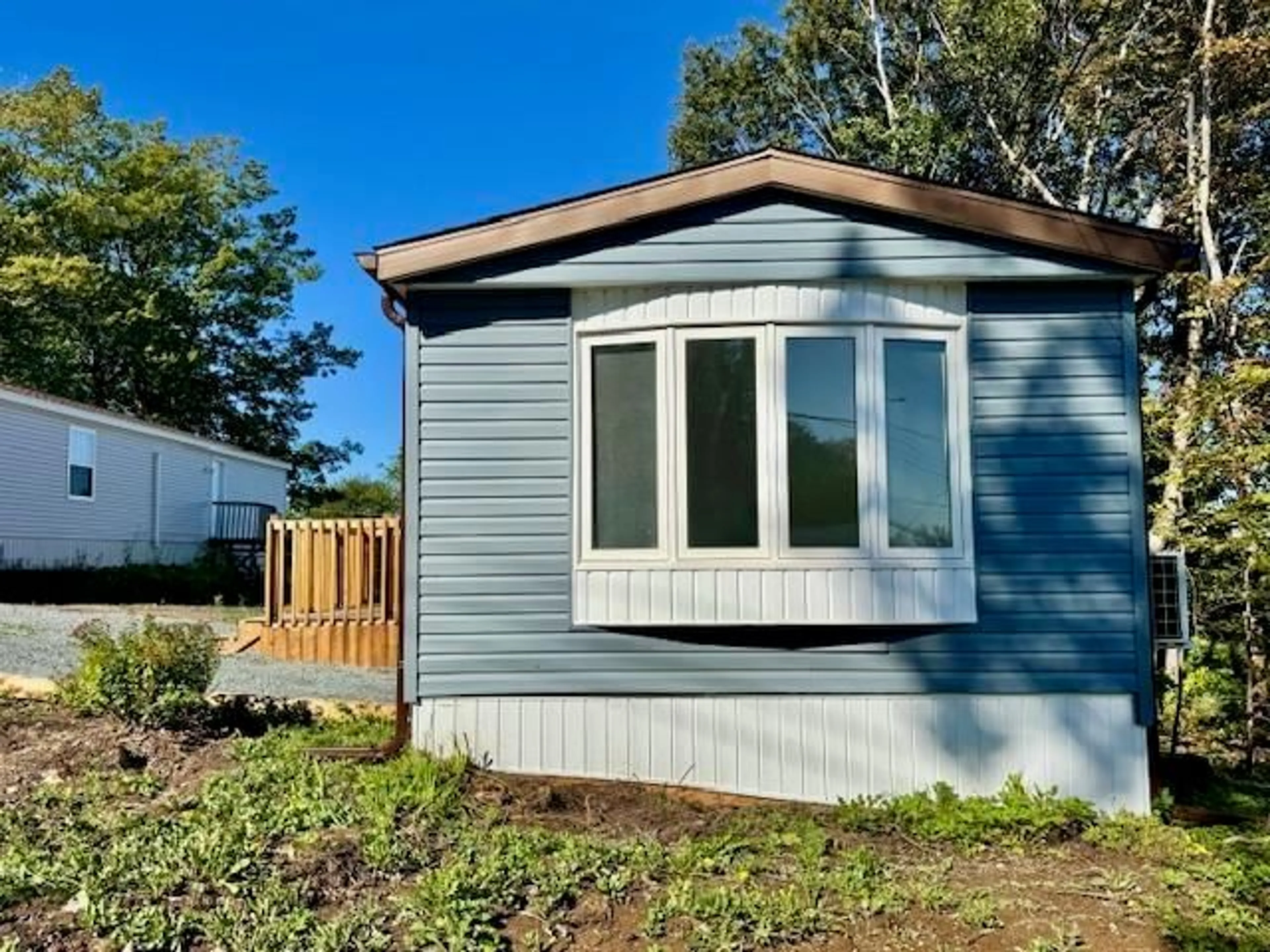 Home with vinyl exterior material, unknown for 1189 Susan Dr, Beaver Bank Nova Scotia B4E 1P4