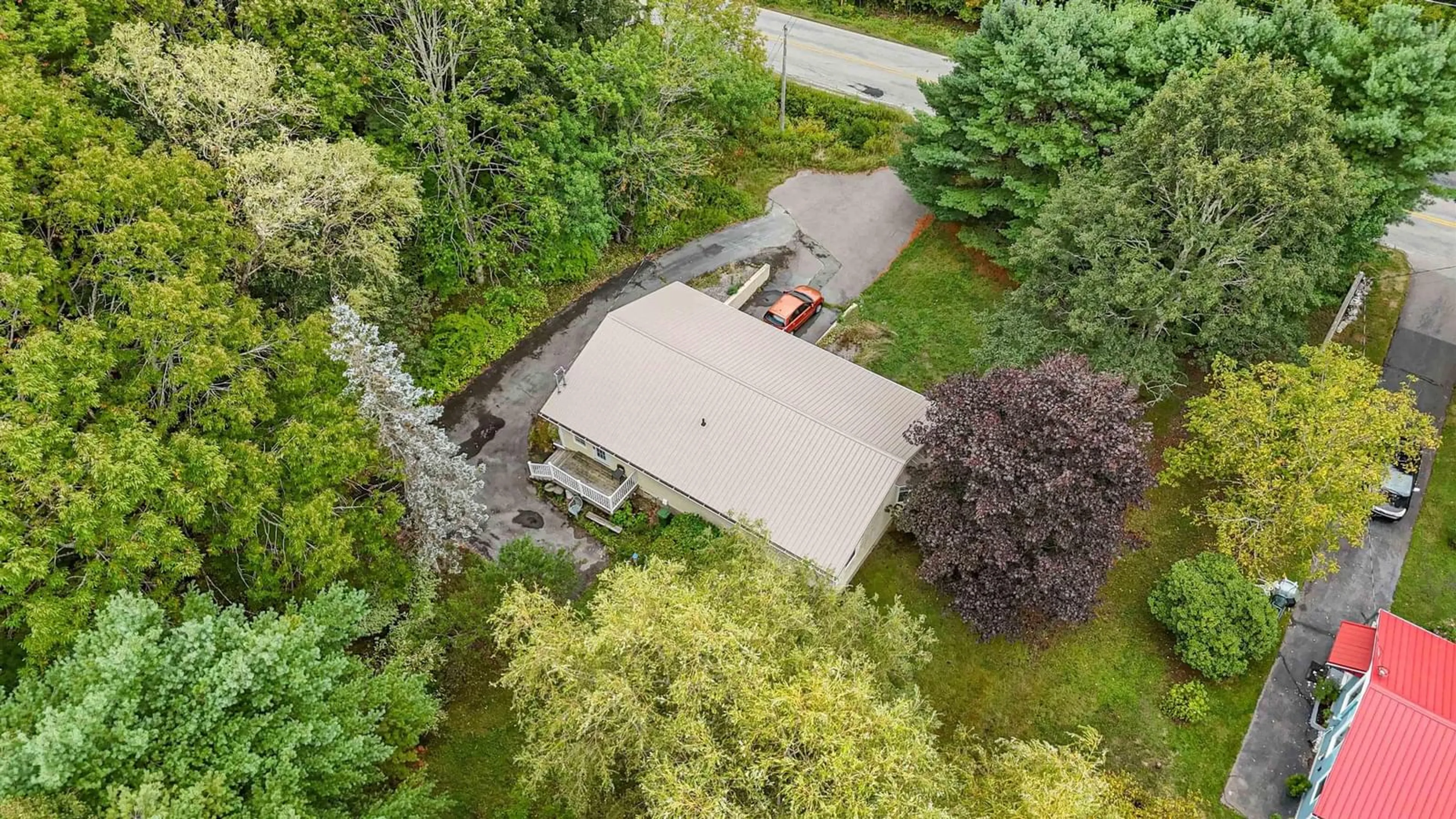 A pic from outside/outdoor area/front of a property/back of a property/a pic from drone, street for 446 Oakhill Rd, Oakhill Nova Scotia B4V 0C8