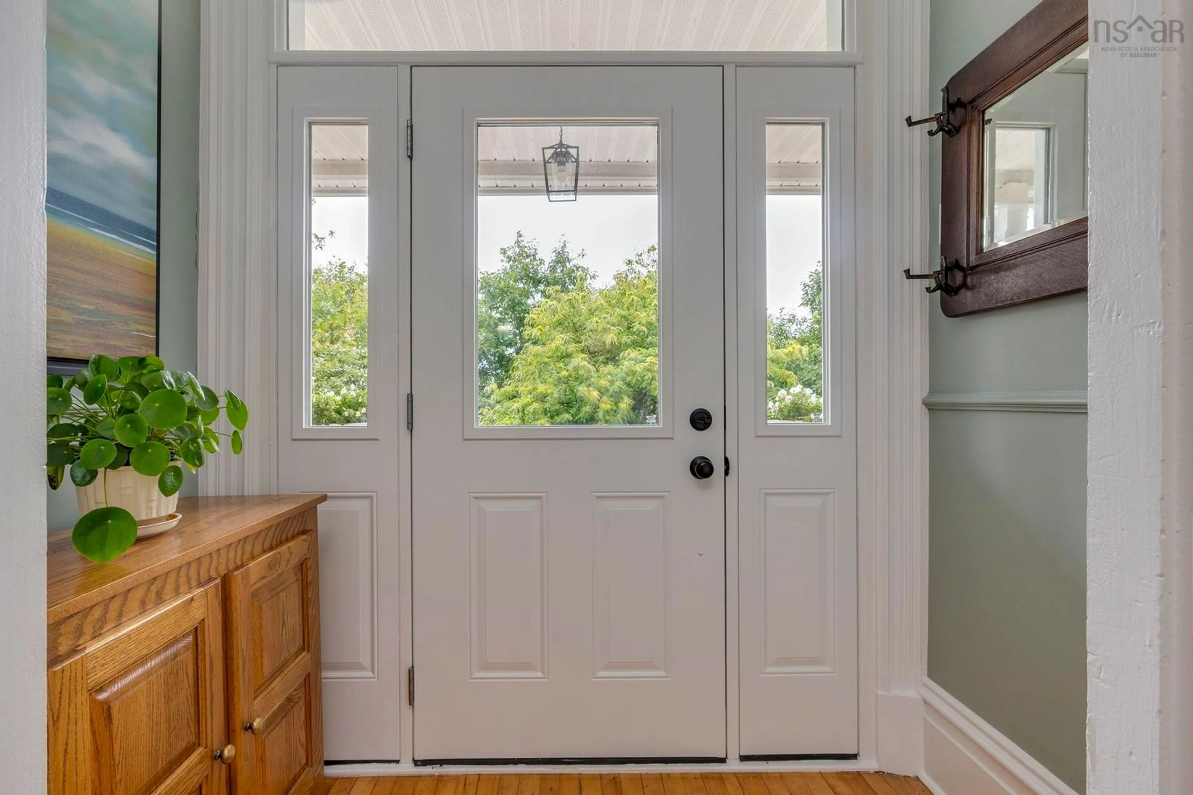 Indoor entryway for 32 Joaquina Crt, Dartmouth Nova Scotia B2X 3R1
