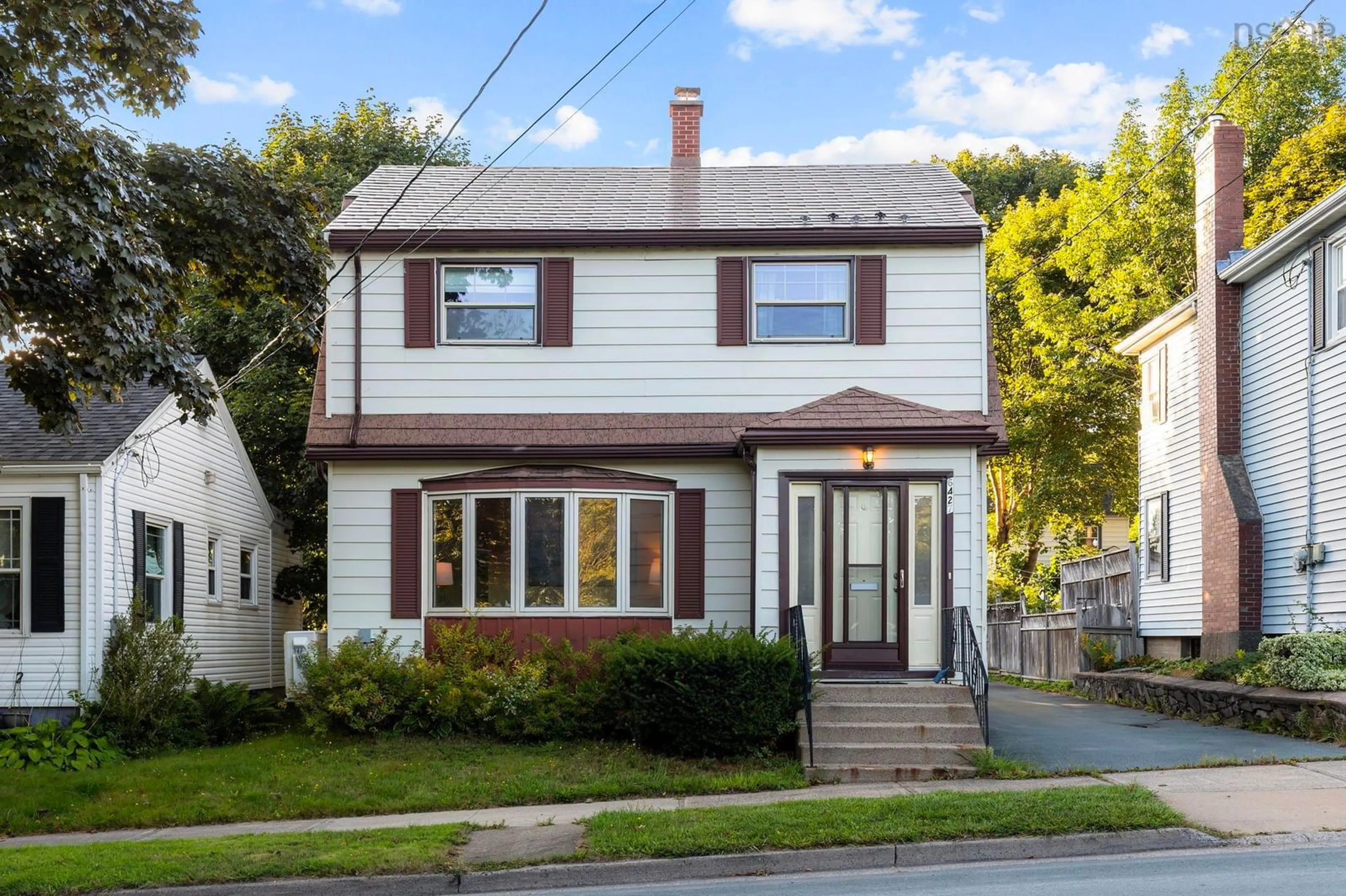 Home with vinyl exterior material, street for 6427 Almon St, Halifax Nova Scotia B3L 1V6