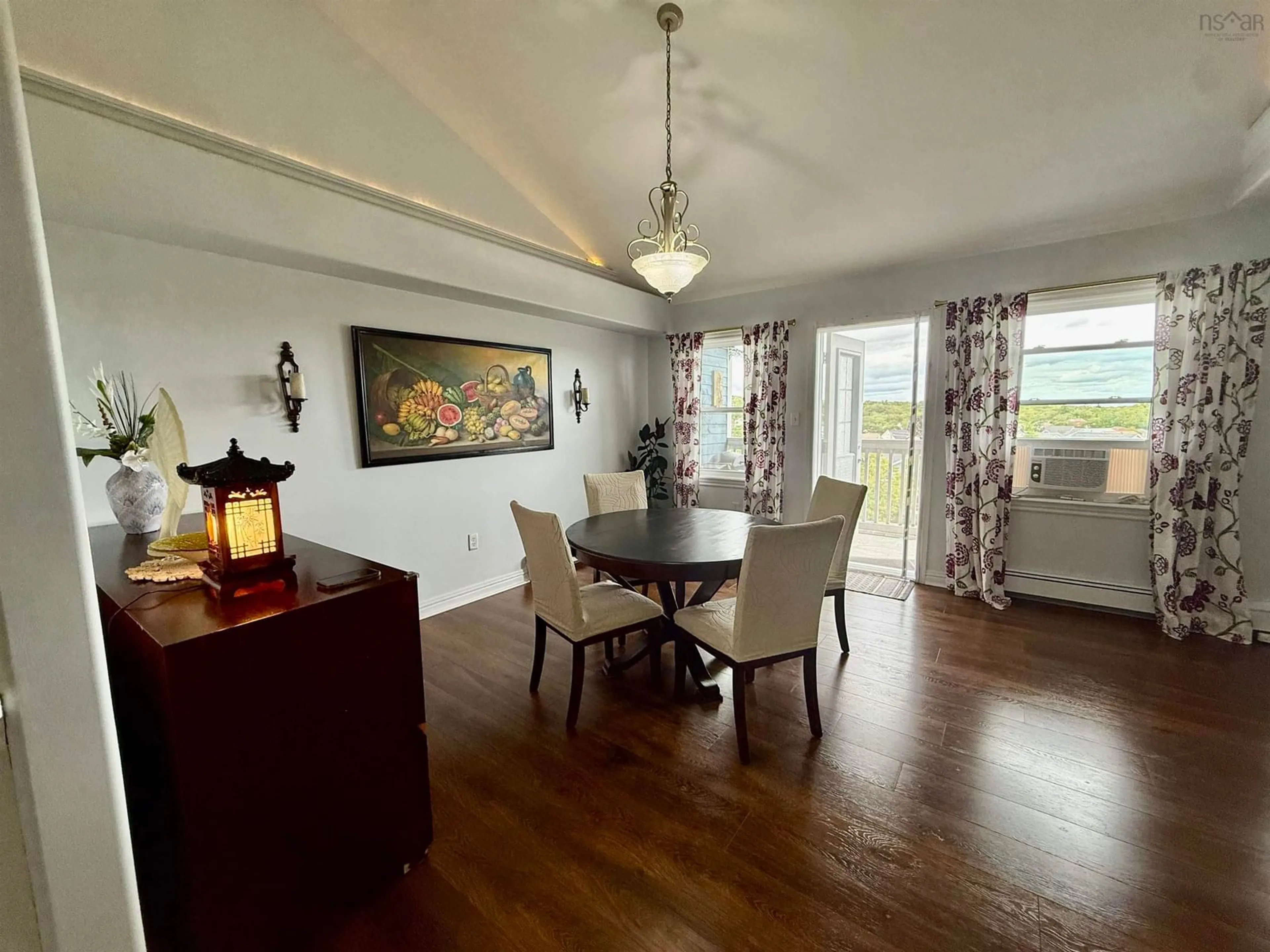 Dining room, wood/laminate floor for 512 Parkland Dr #411, Halifax Nova Scotia B3S 1N1