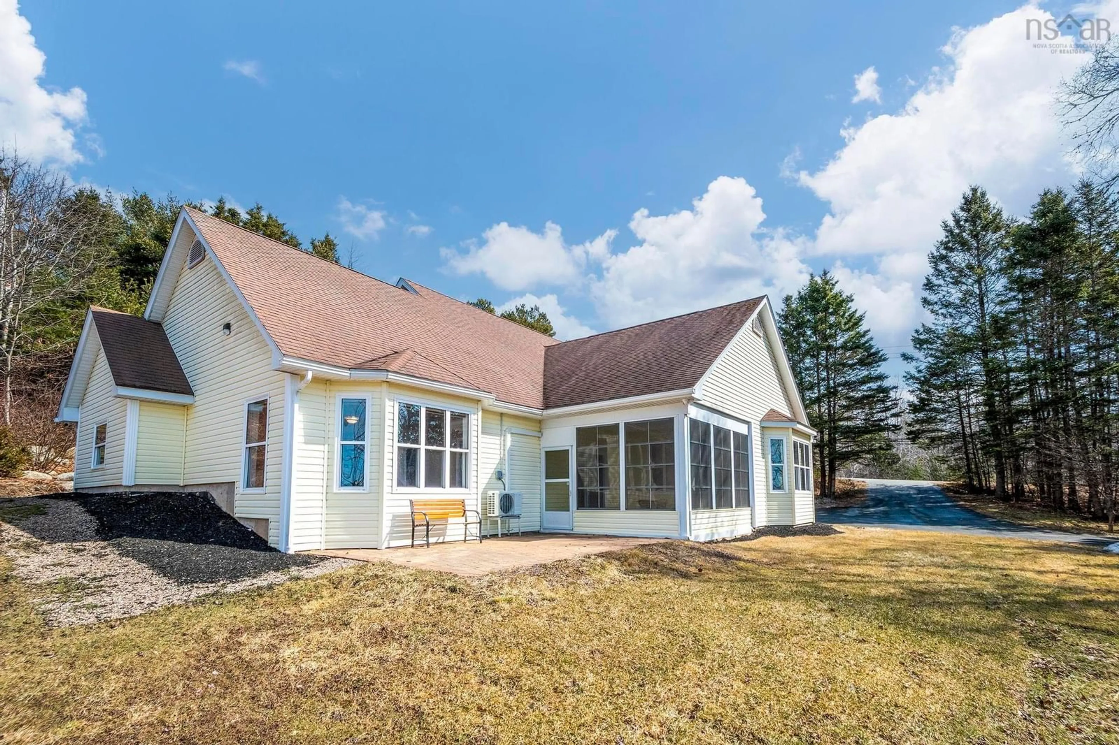 Home with vinyl exterior material, unknown for 13434 Peggys Cove Rd, Upper Tantallon Nova Scotia B3Z 2J2