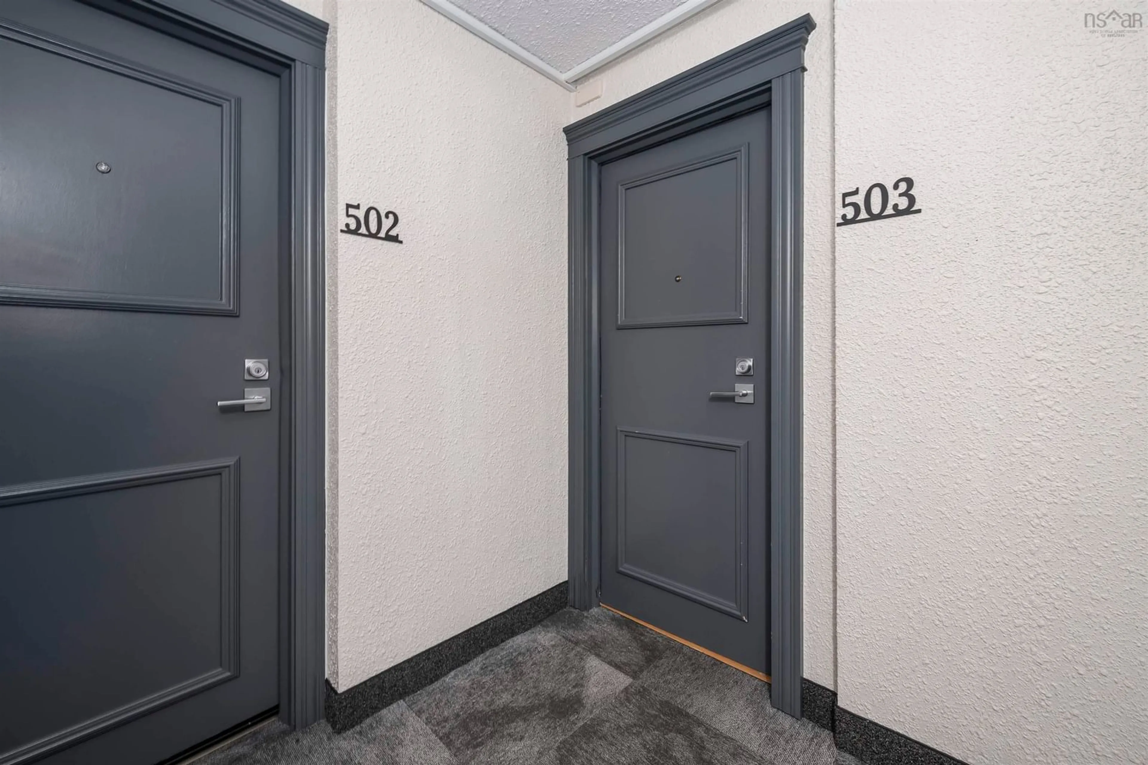 Indoor foyer for 5572 Northridge Rd #503, Halifax Nova Scotia B3K 5K2