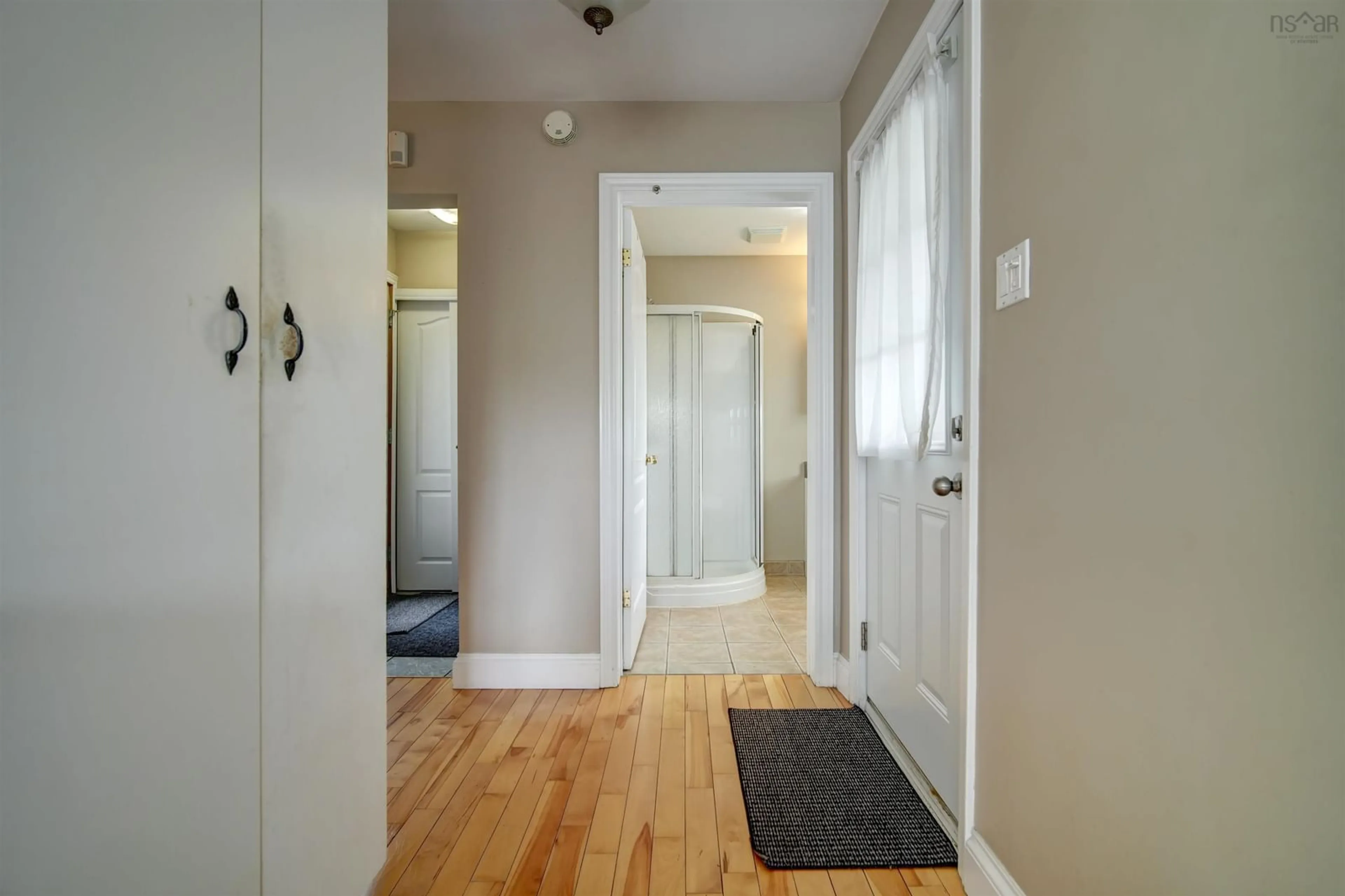 Indoor entryway for 11 Inspector Crt, Spryfield Nova Scotia B3R 1R8