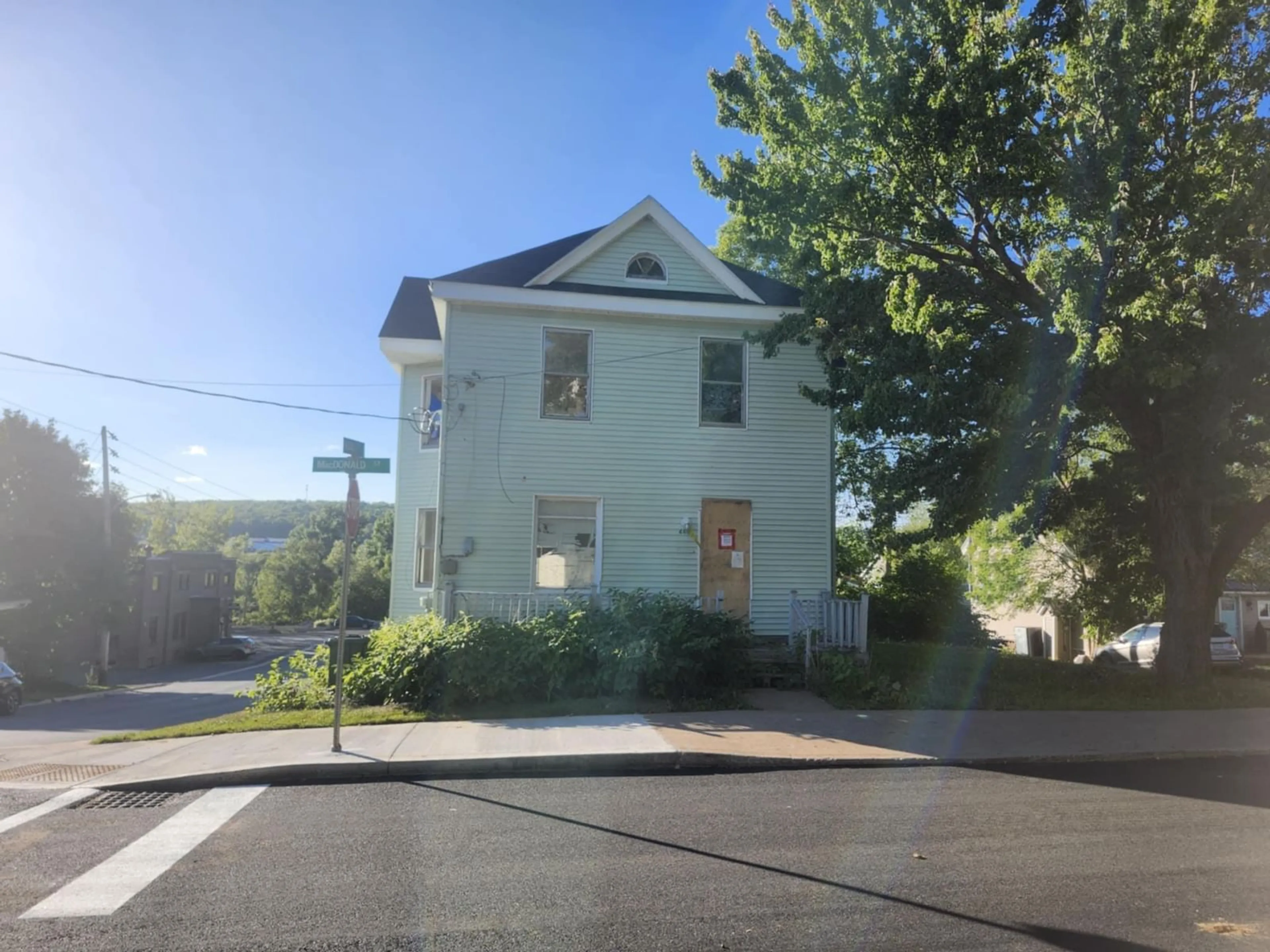 Unknown for 465 Macdonald St, New Glasgow Nova Scotia B2H 2V9