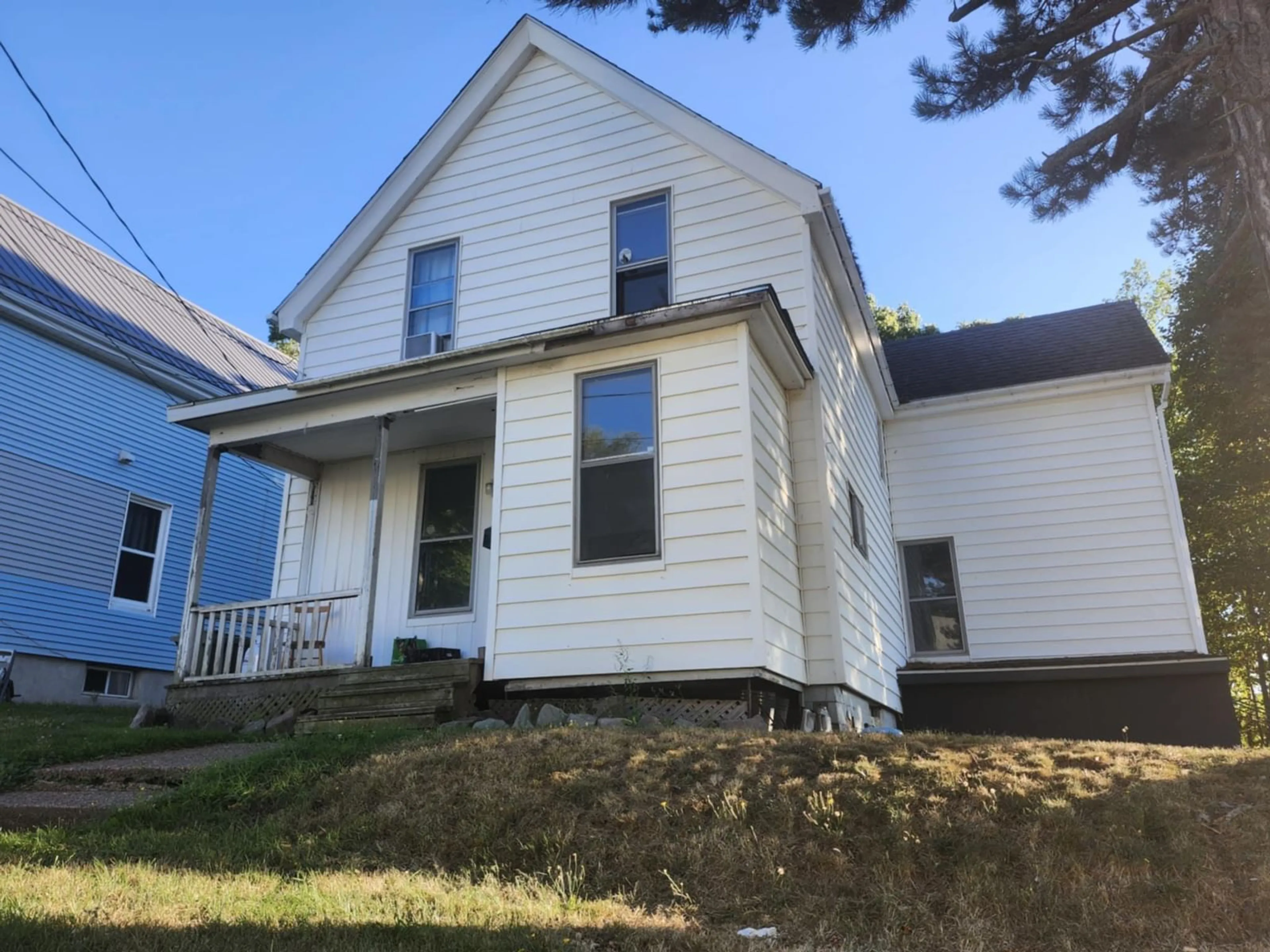 Unknown for 220 Oak St, New Glasgow Nova Scotia B2H 4H2