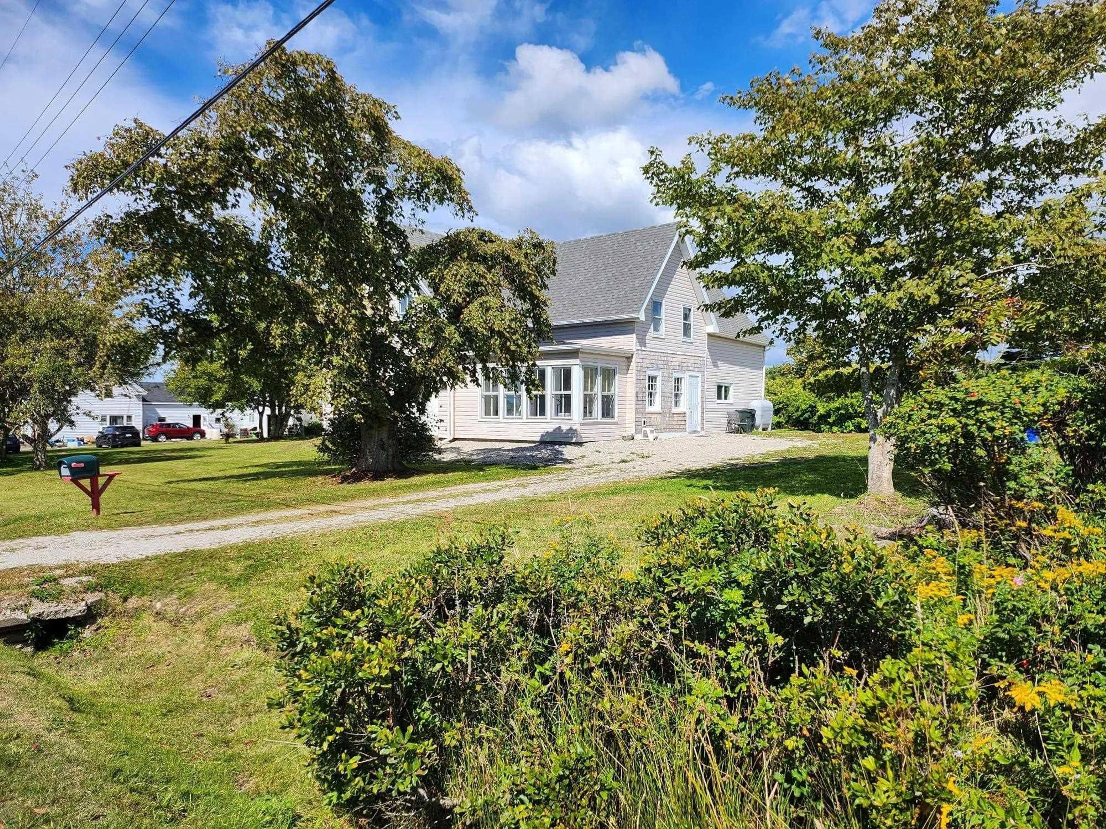 A pic from outside/outdoor area/front of a property/back of a property/a pic from drone, street for 200 Argyle St, Yarmouth Nova Scotia B5A 3X3