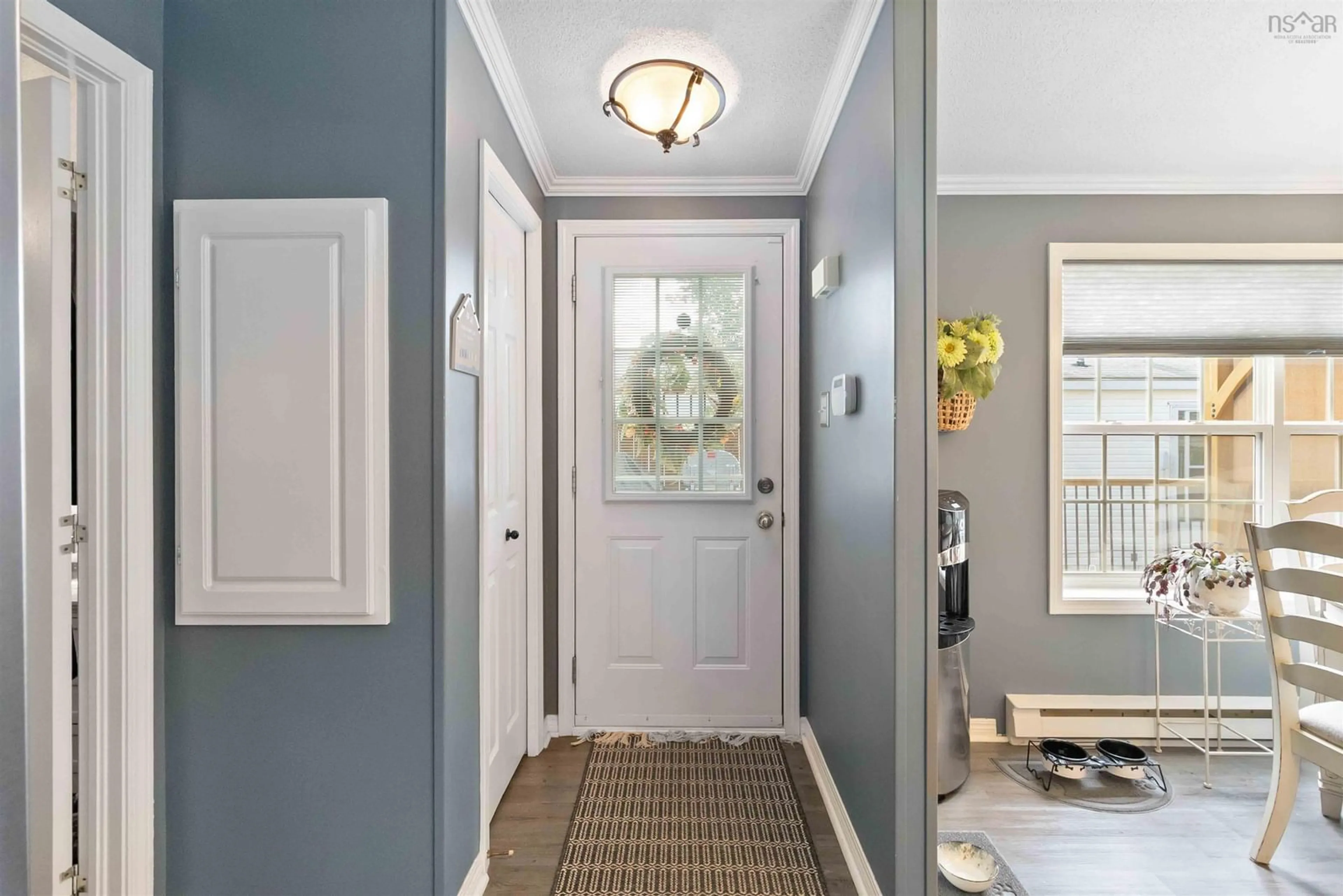 Indoor entryway for 23 Third St, Lucasville Nova Scotia B4B 1R1