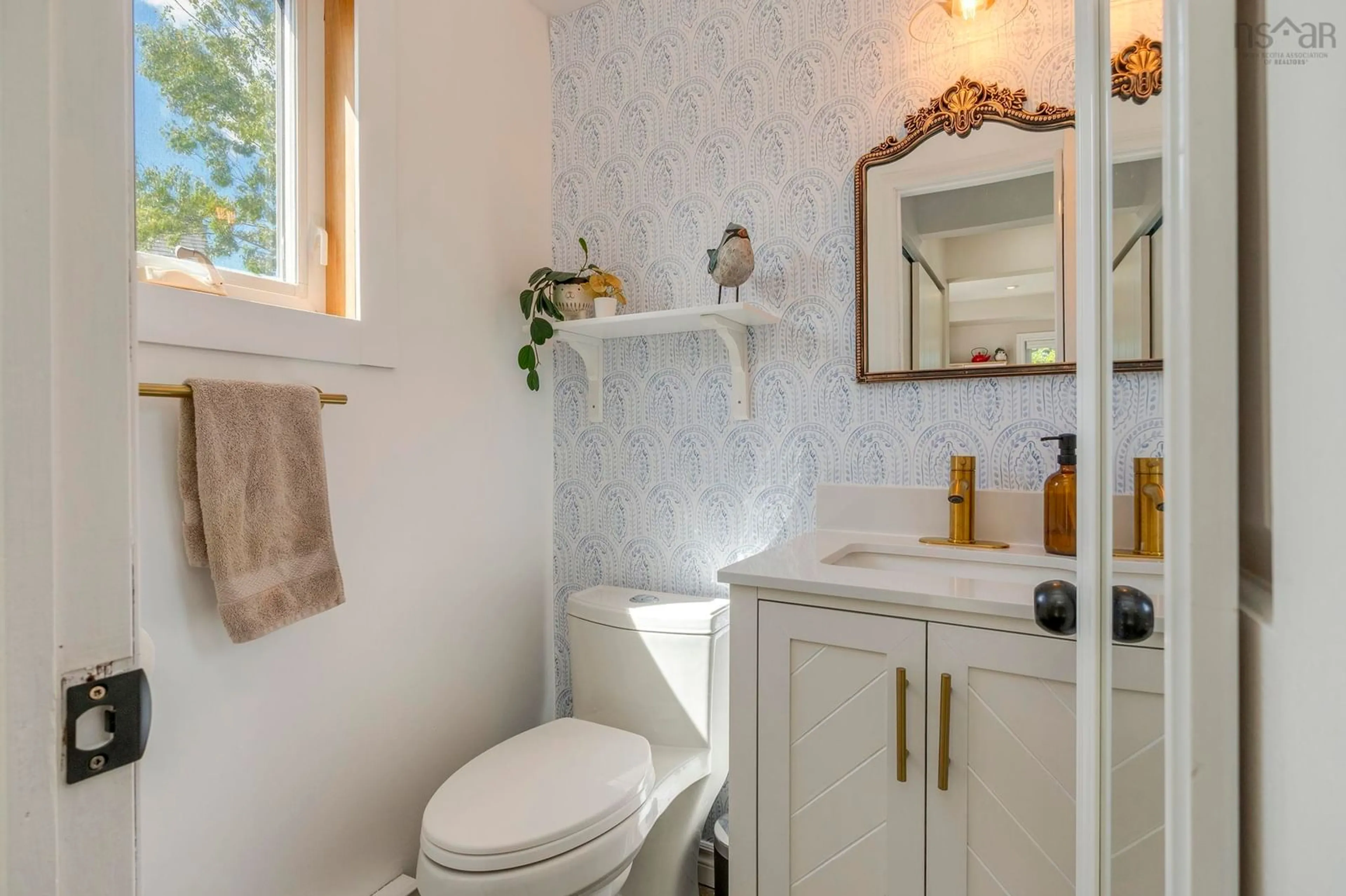 Standard bathroom, ceramic/tile floor for 9 Longstaff Crt, Eastern Passage Nova Scotia B3G 1H3