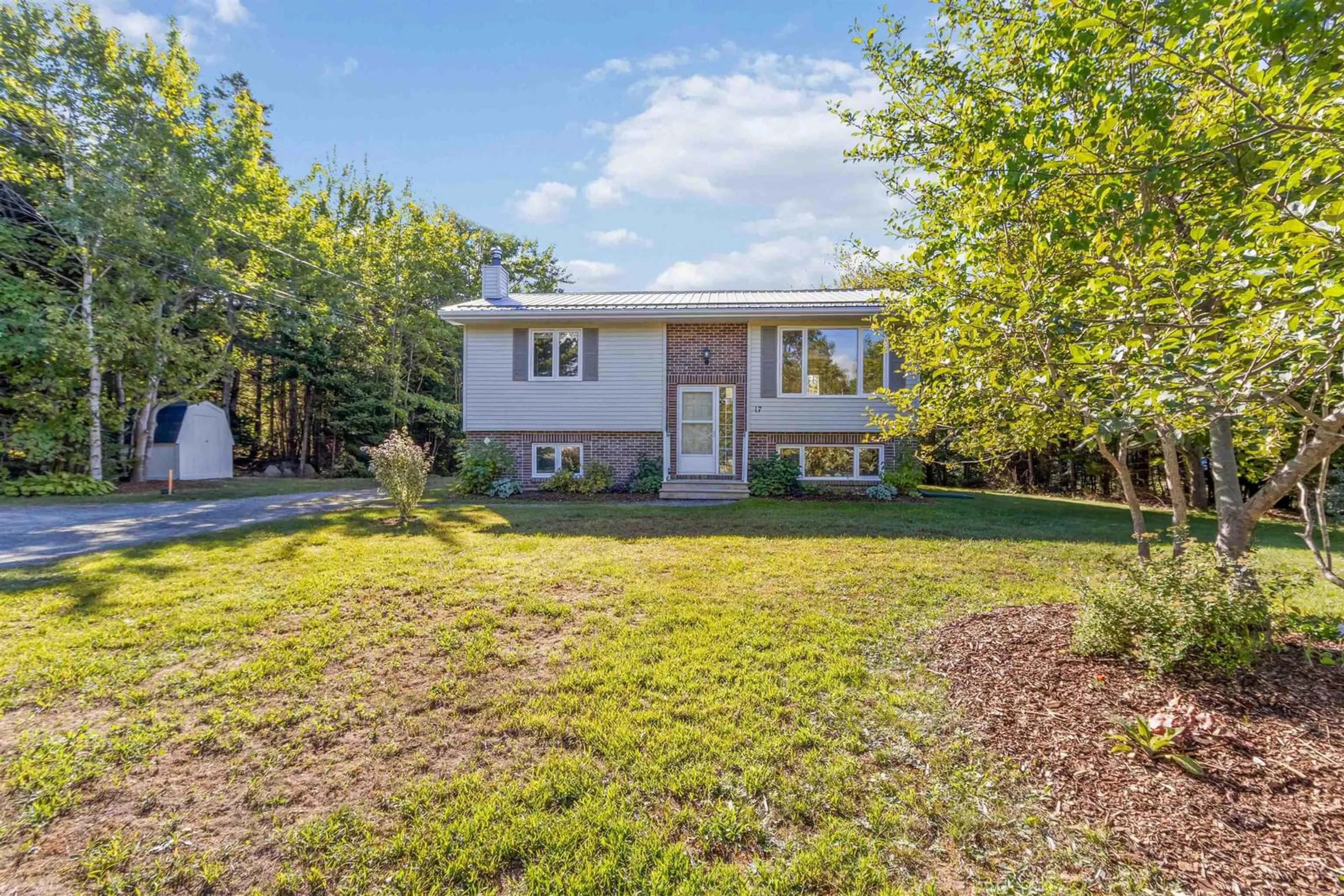 Unknown for 17 Loriann Dr, Porters Lake Nova Scotia B3E 1J3