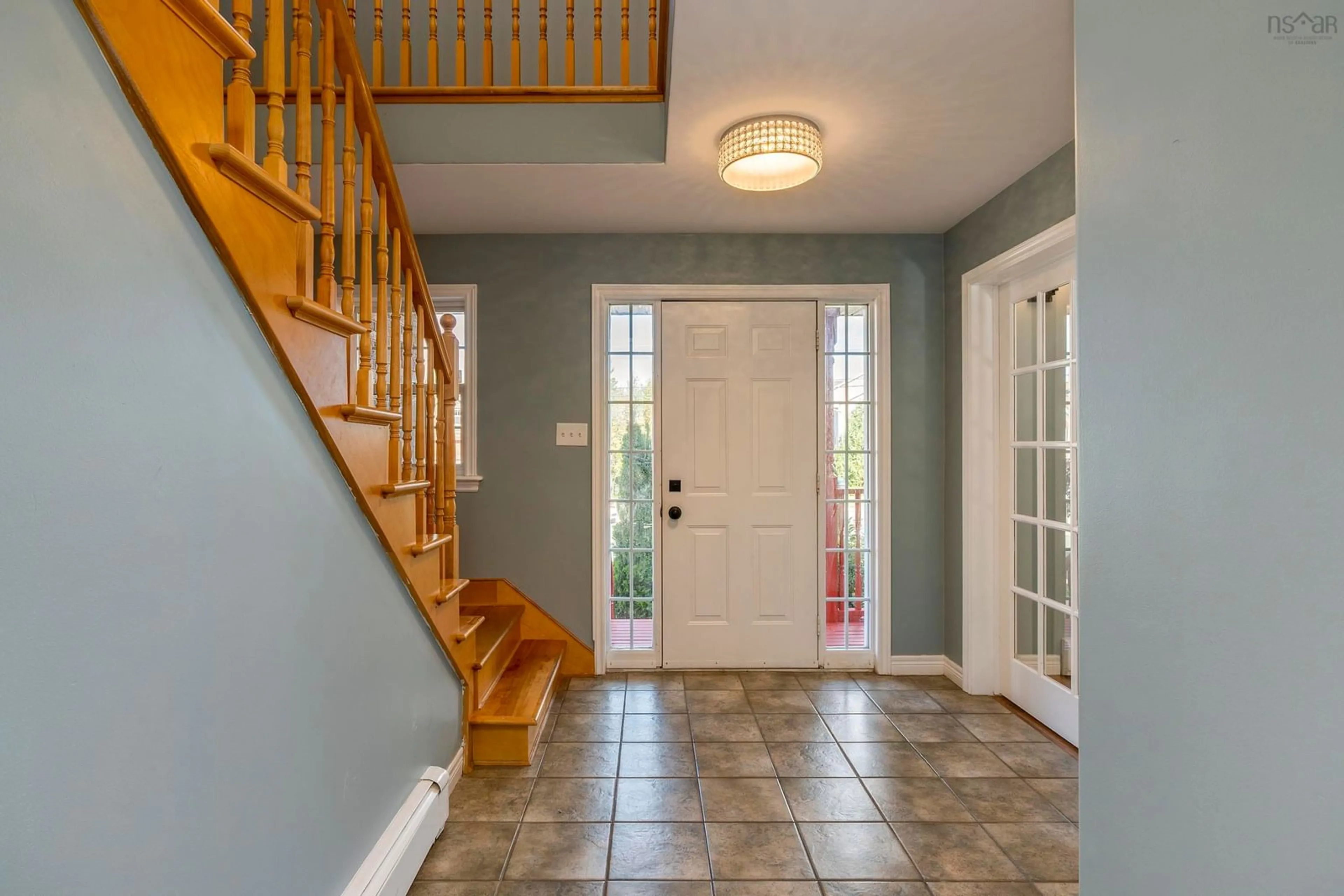 Indoor entryway for 246 Langbrae Dr, Halifax Nova Scotia B3S 1K4