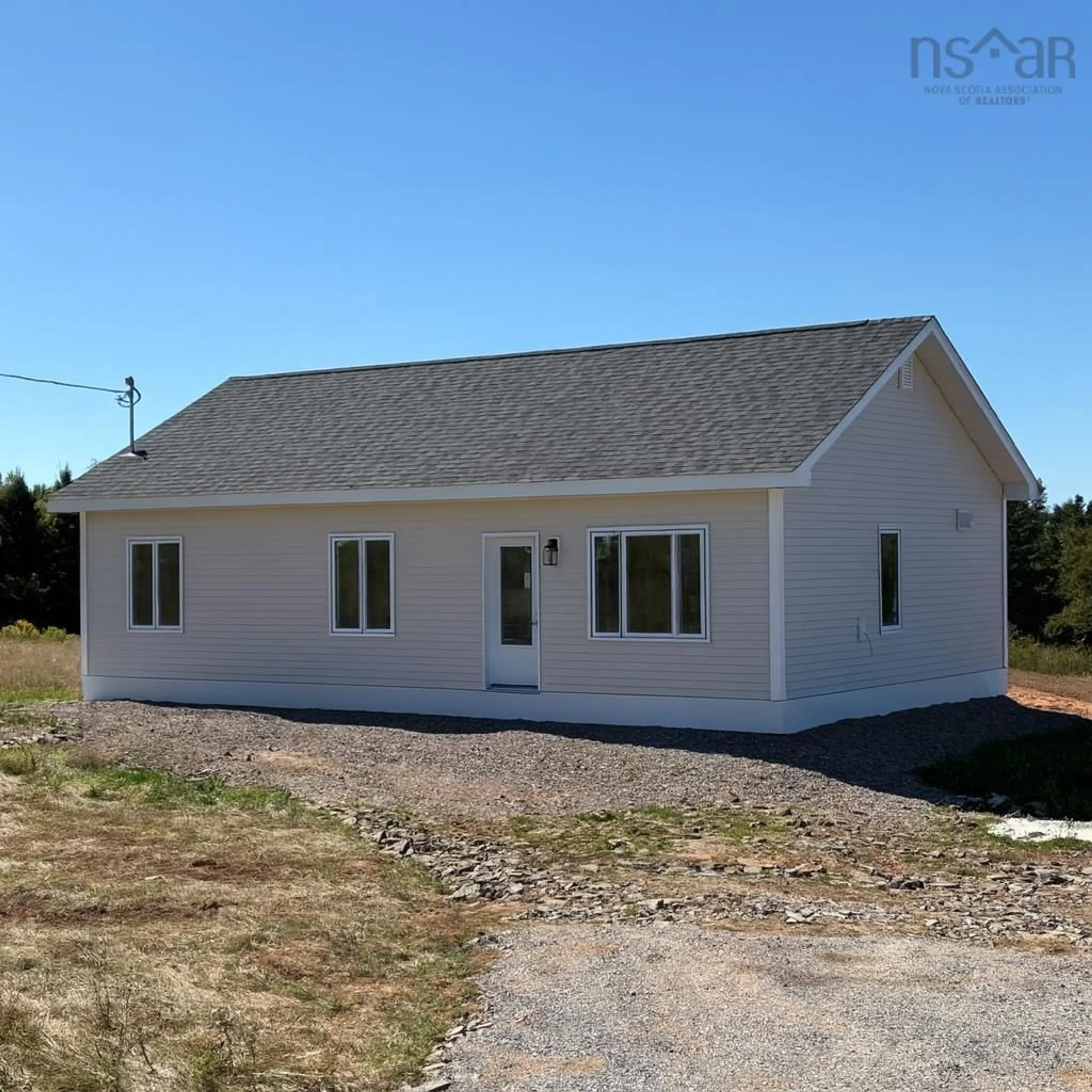 Home with vinyl exterior material, building for 633 Ross Creek Rd, Ross Creek Nova Scotia B0P 1H0