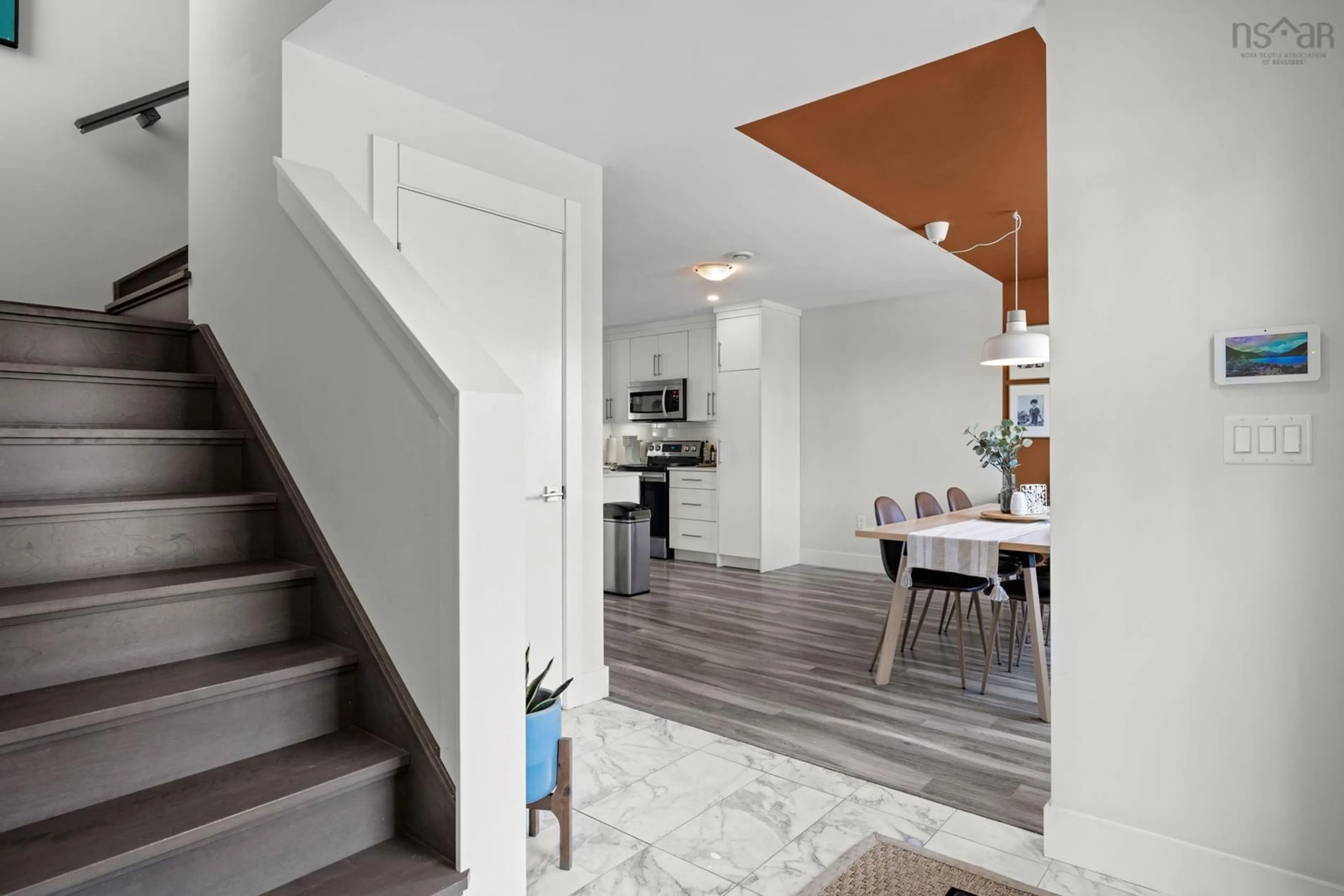 Indoor entryway for 99 Kerri Lea Lane, Eastern Passage Nova Scotia B3G 0C7