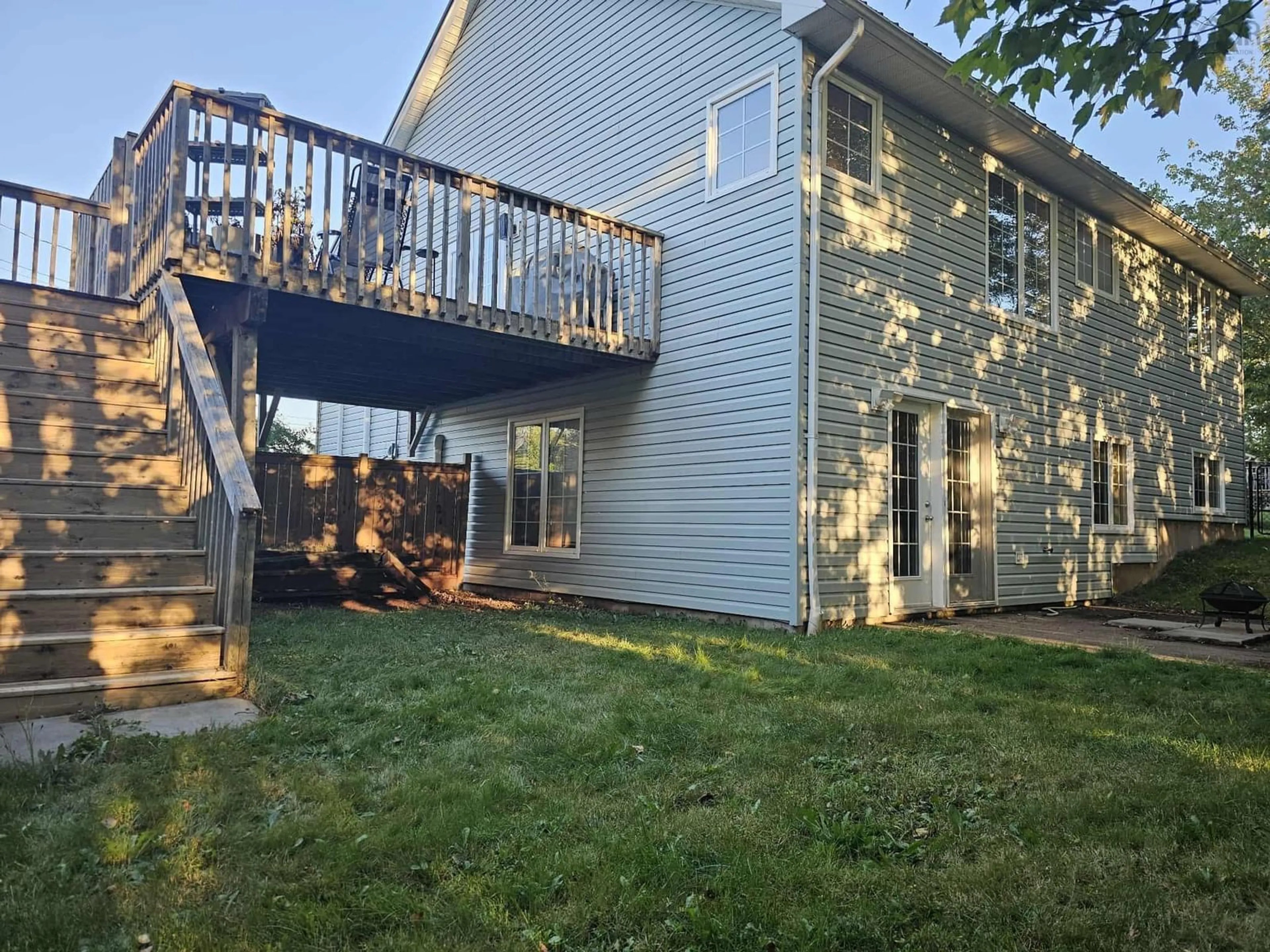 Patio, unknown for 119 Sandy Pl, Valley Nova Scotia B6L 4G4