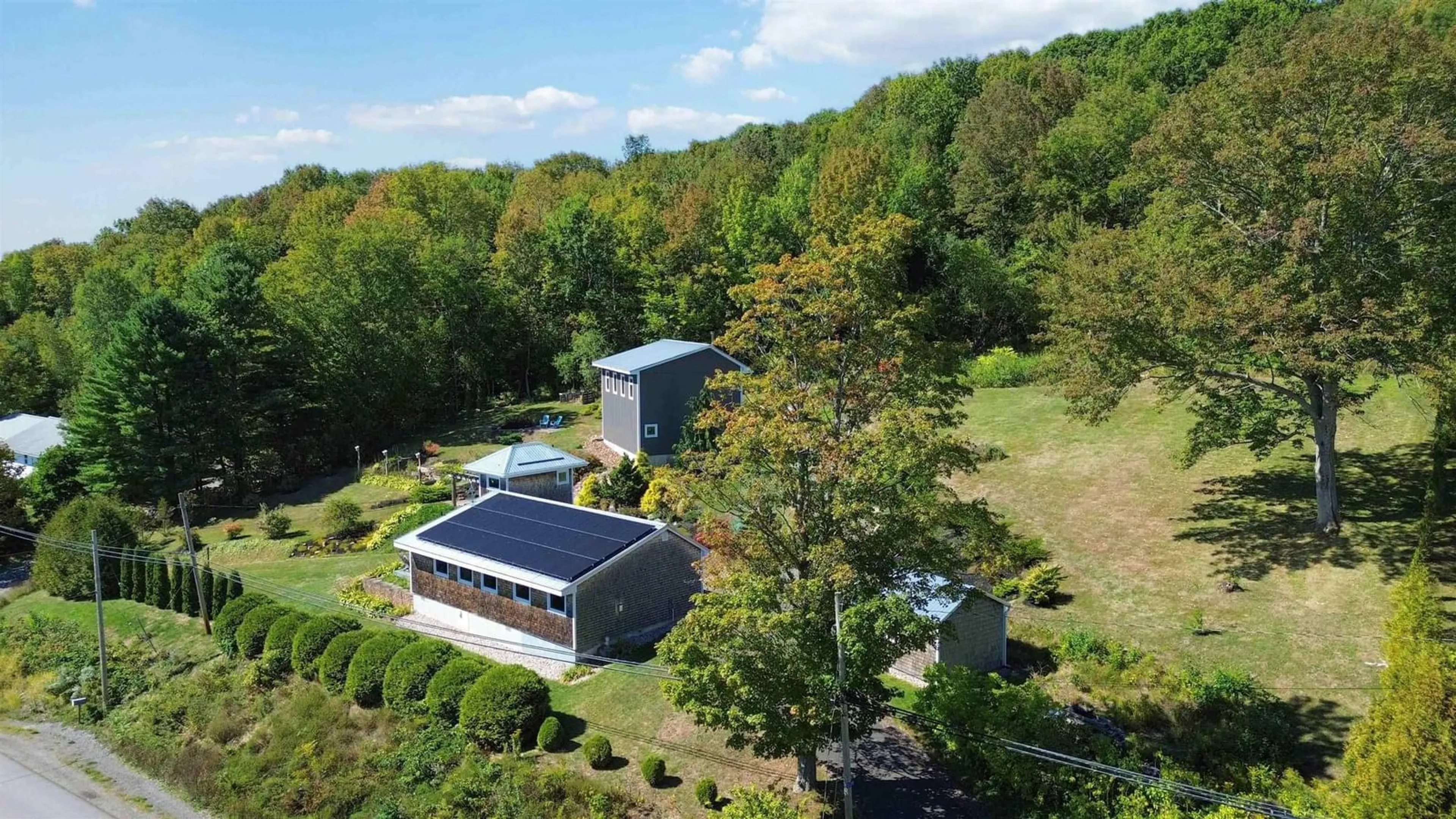 A pic from outside/outdoor area/front of a property/back of a property/a pic from drone, building for 3135 Greenfield Rd, Gaspereau Nova Scotia B4P 0L1