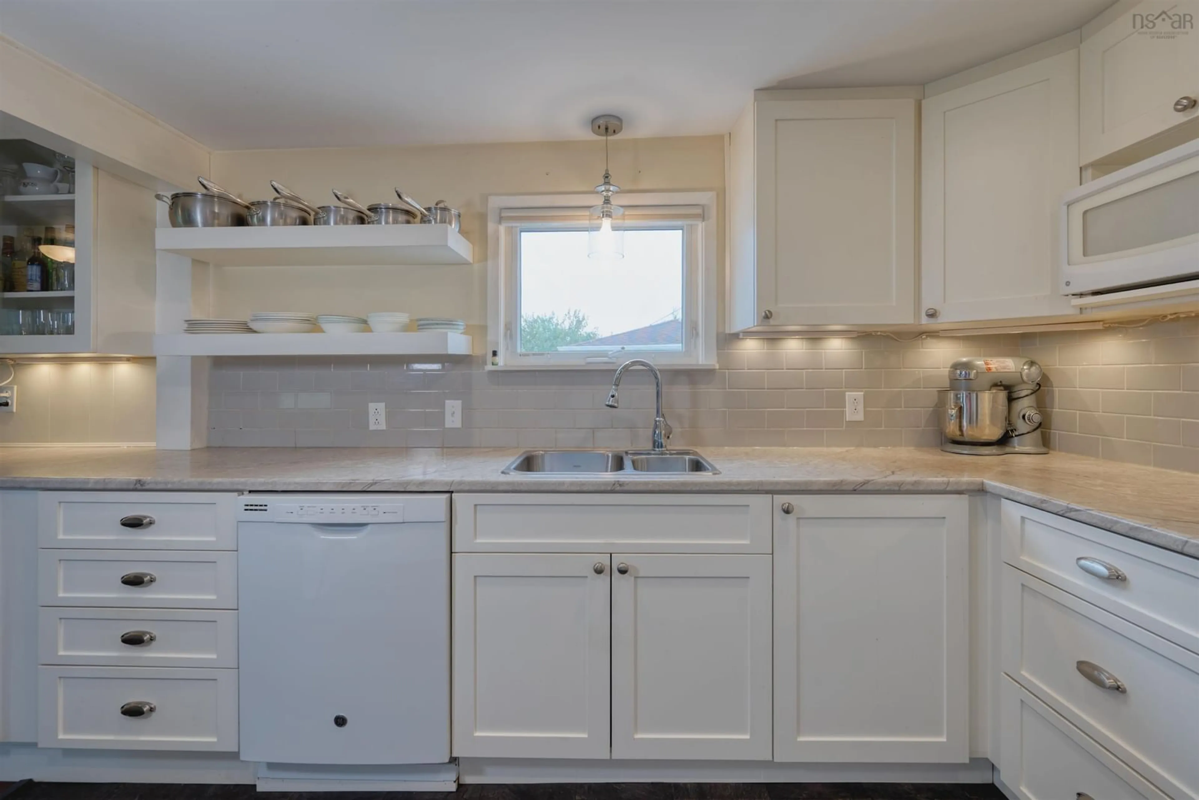 Standard kitchen, ceramic/tile floor for 466 Beaver Harbour Rd, Port Dufferin Nova Scotia B0J 2R0