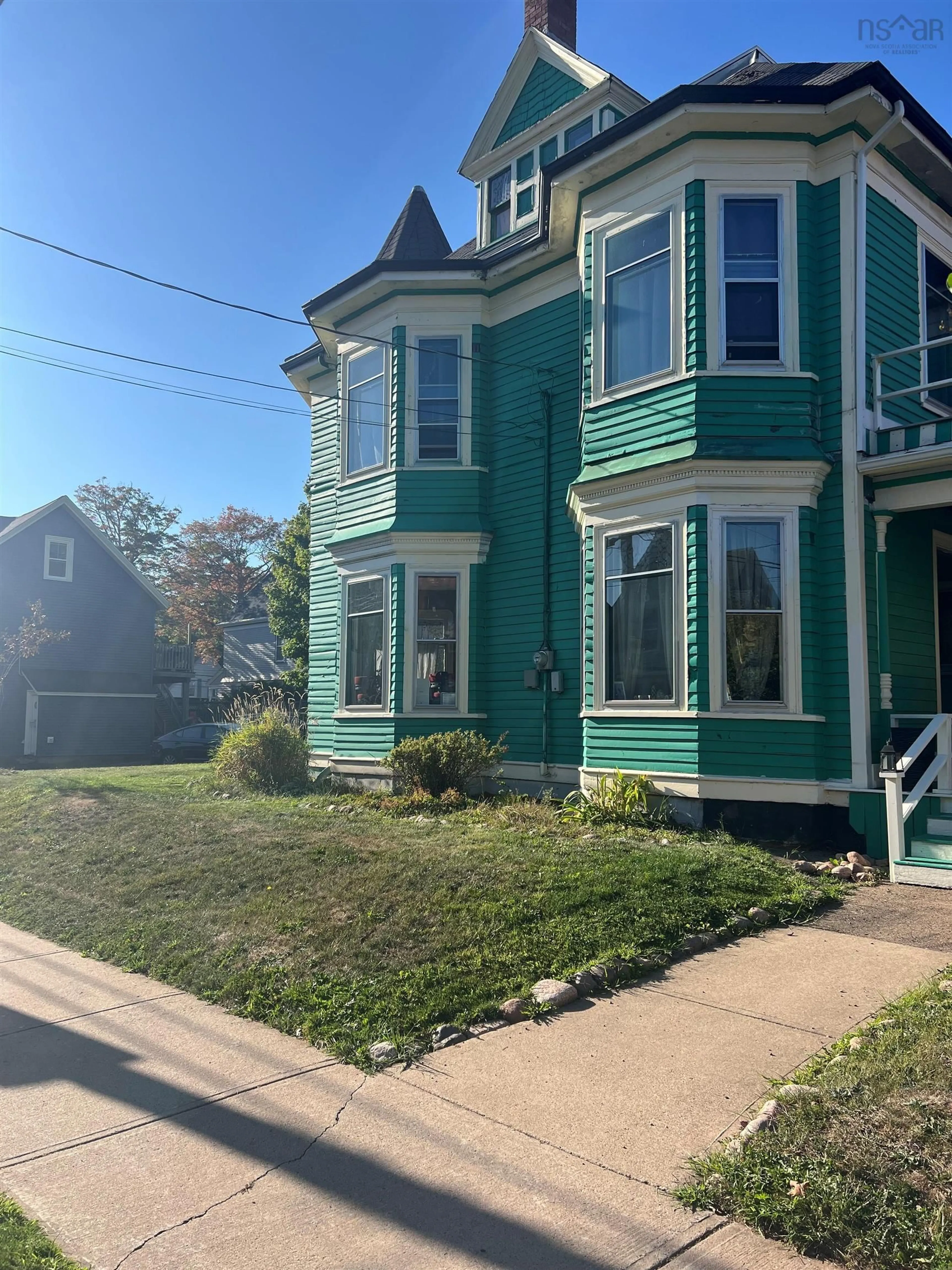 Home with vinyl exterior material, street for 91 Victoria St, Truro Nova Scotia B2N 1Y9