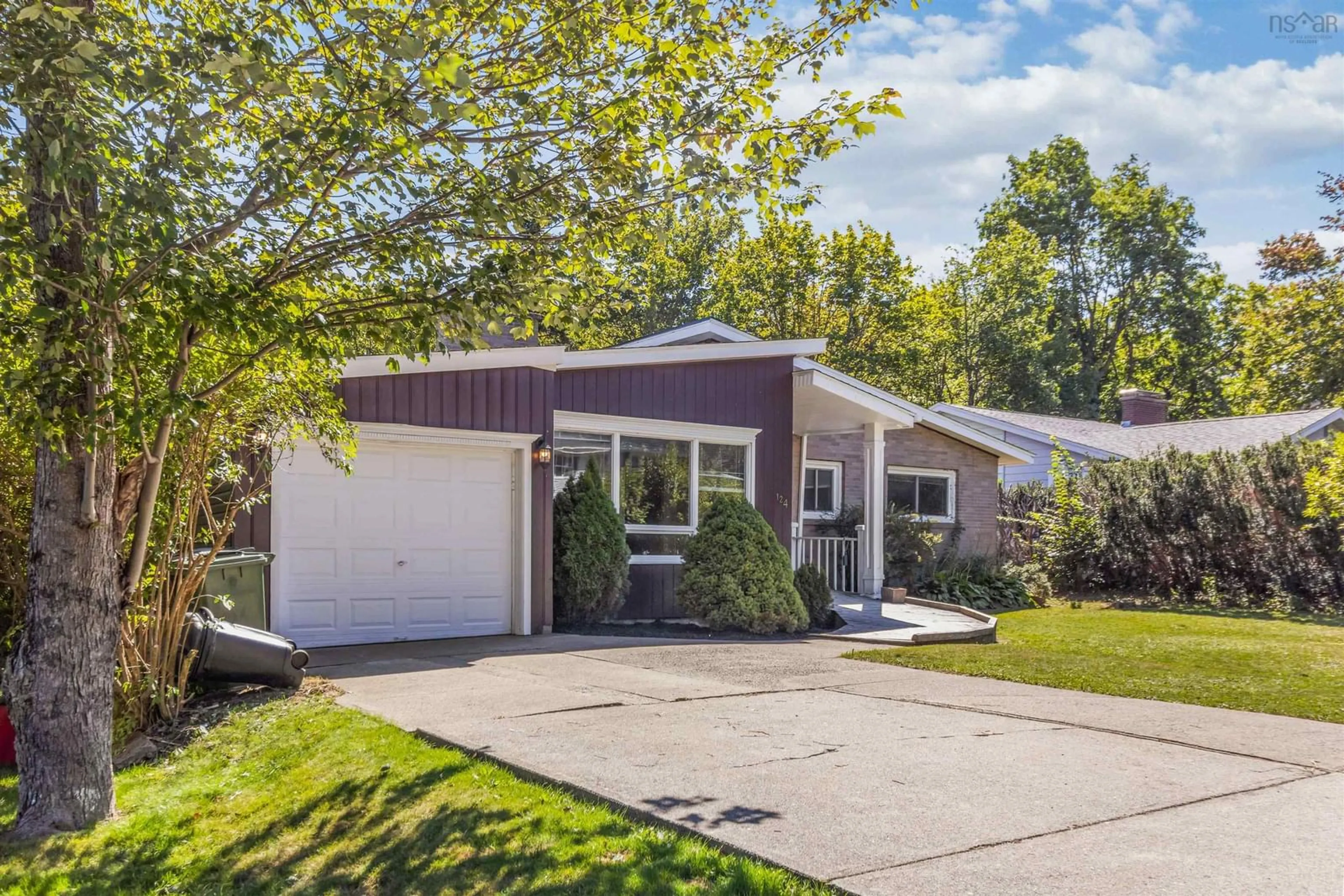 Home with vinyl exterior material, street for 124 Glenforest Dr, Clayton Park Nova Scotia B3M 2Y6