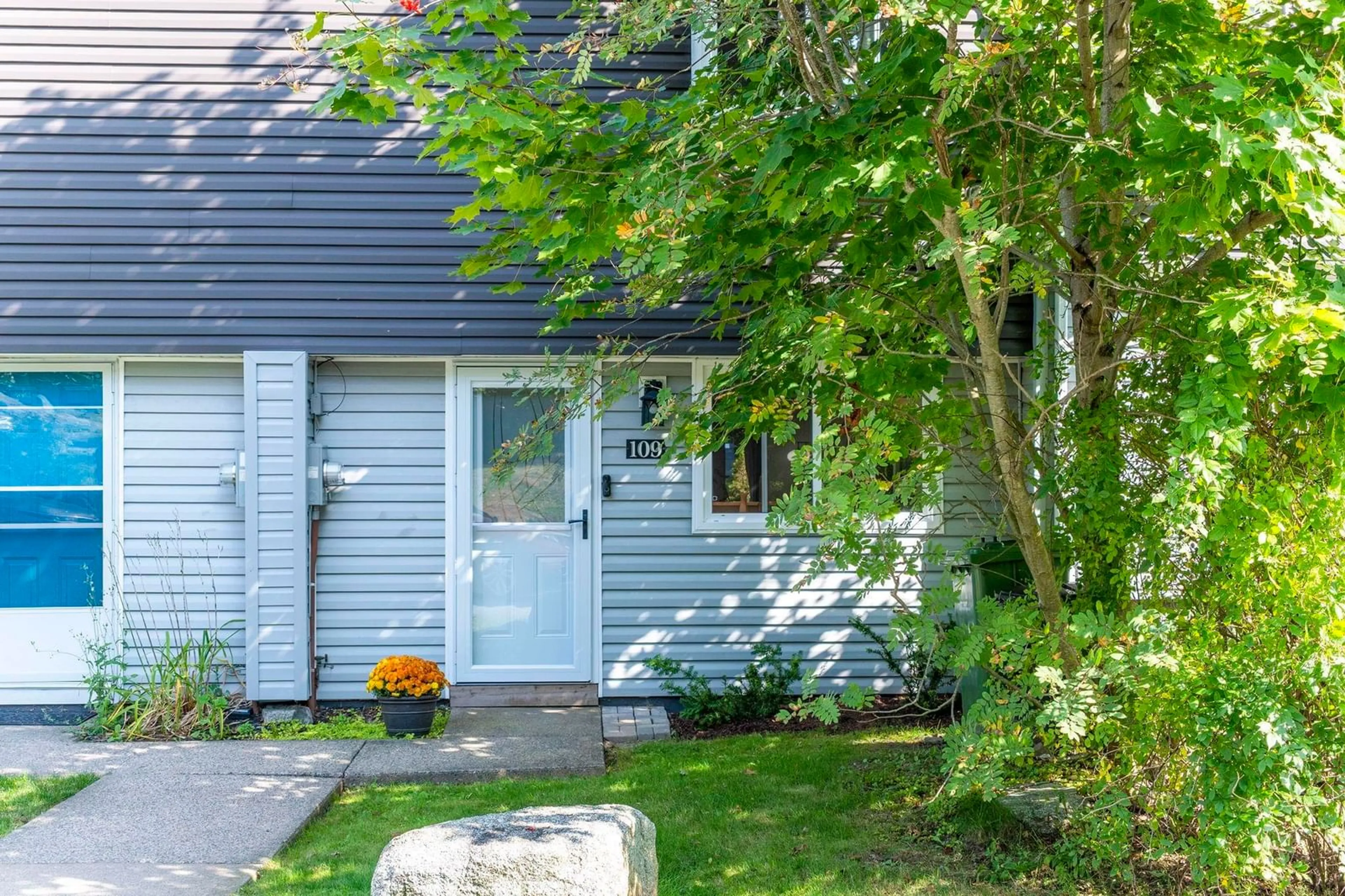 Unknown for 109 Cavendish Rd, Halifax Nova Scotia B3P 2J6