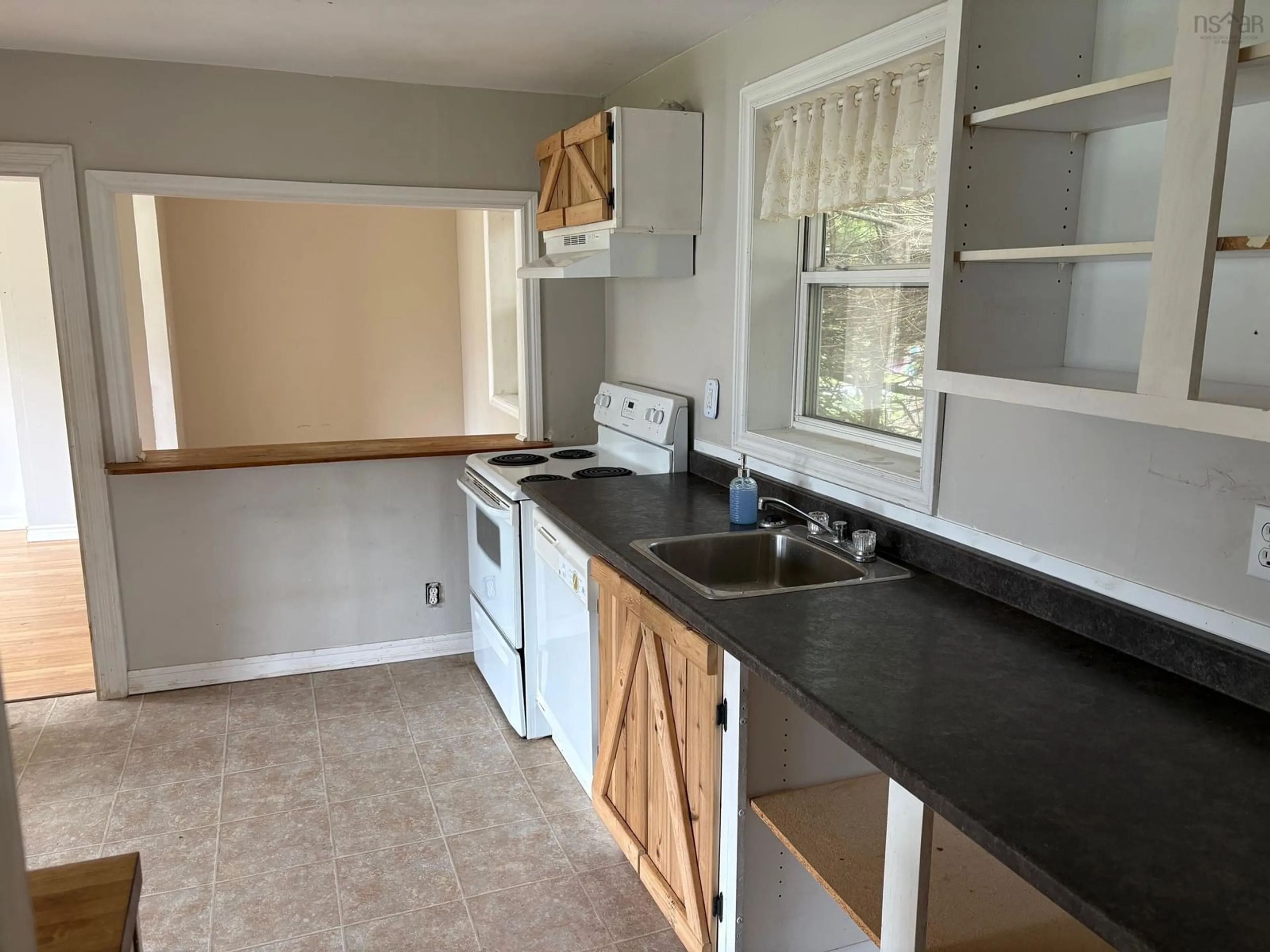 Standard kitchen, unknown for 126 George St, Stewiacke Nova Scotia B0N 2J0