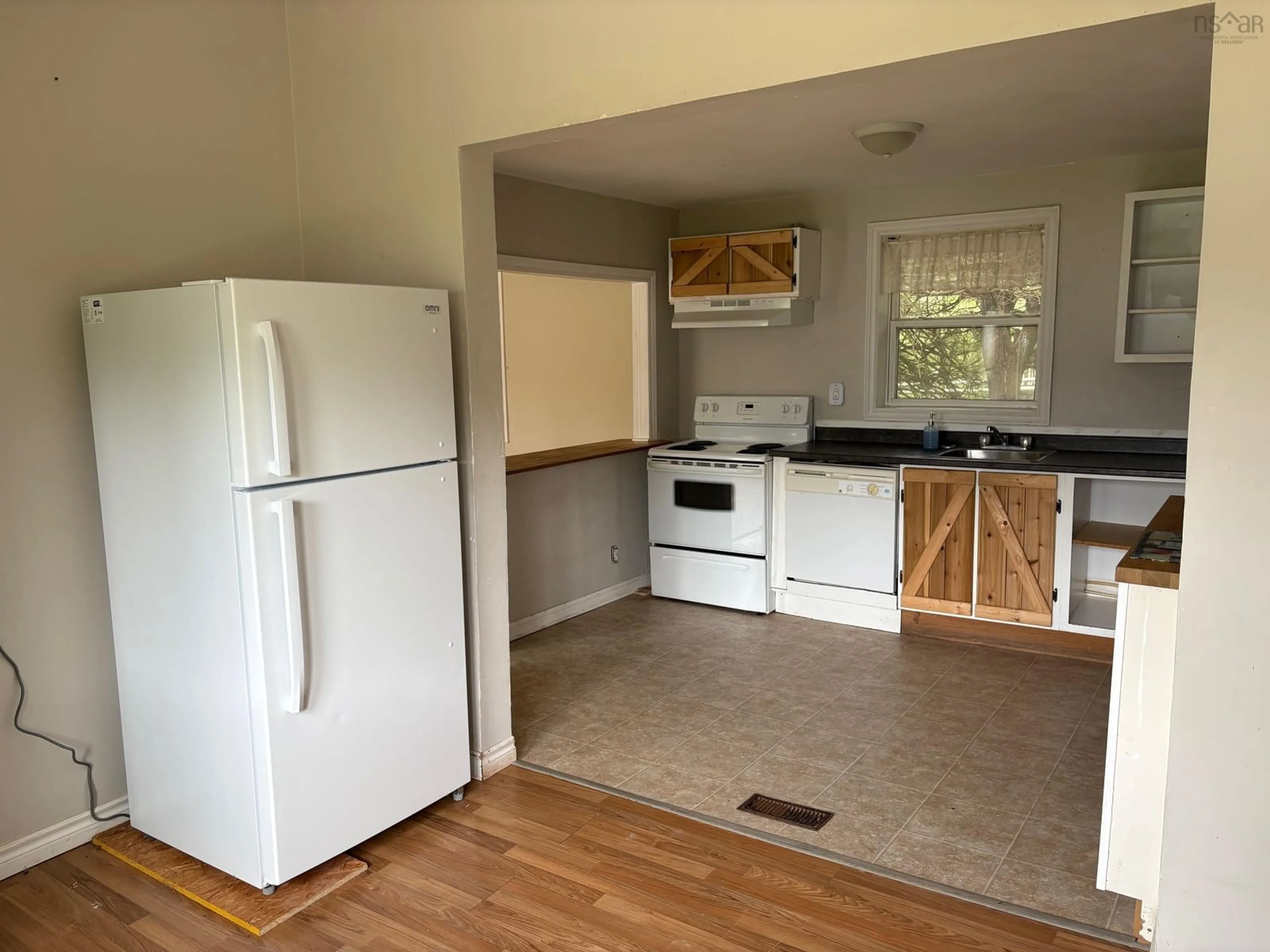 Standard kitchen, unknown for 126 George St, Stewiacke Nova Scotia B0N 2J0
