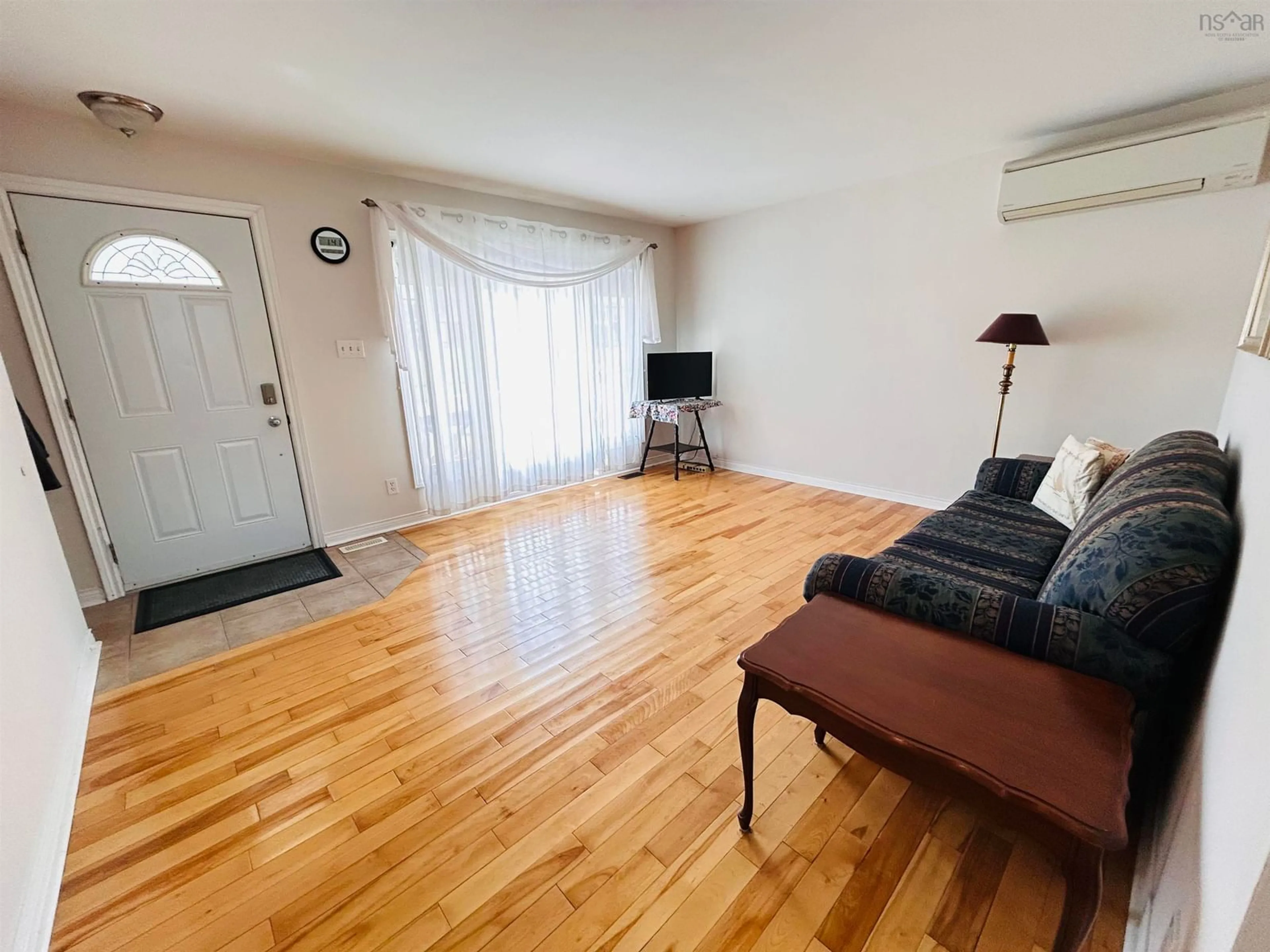 A pic of a room for 54 Holyrood Dr, Sydney Nova Scotia B1S 1Y2