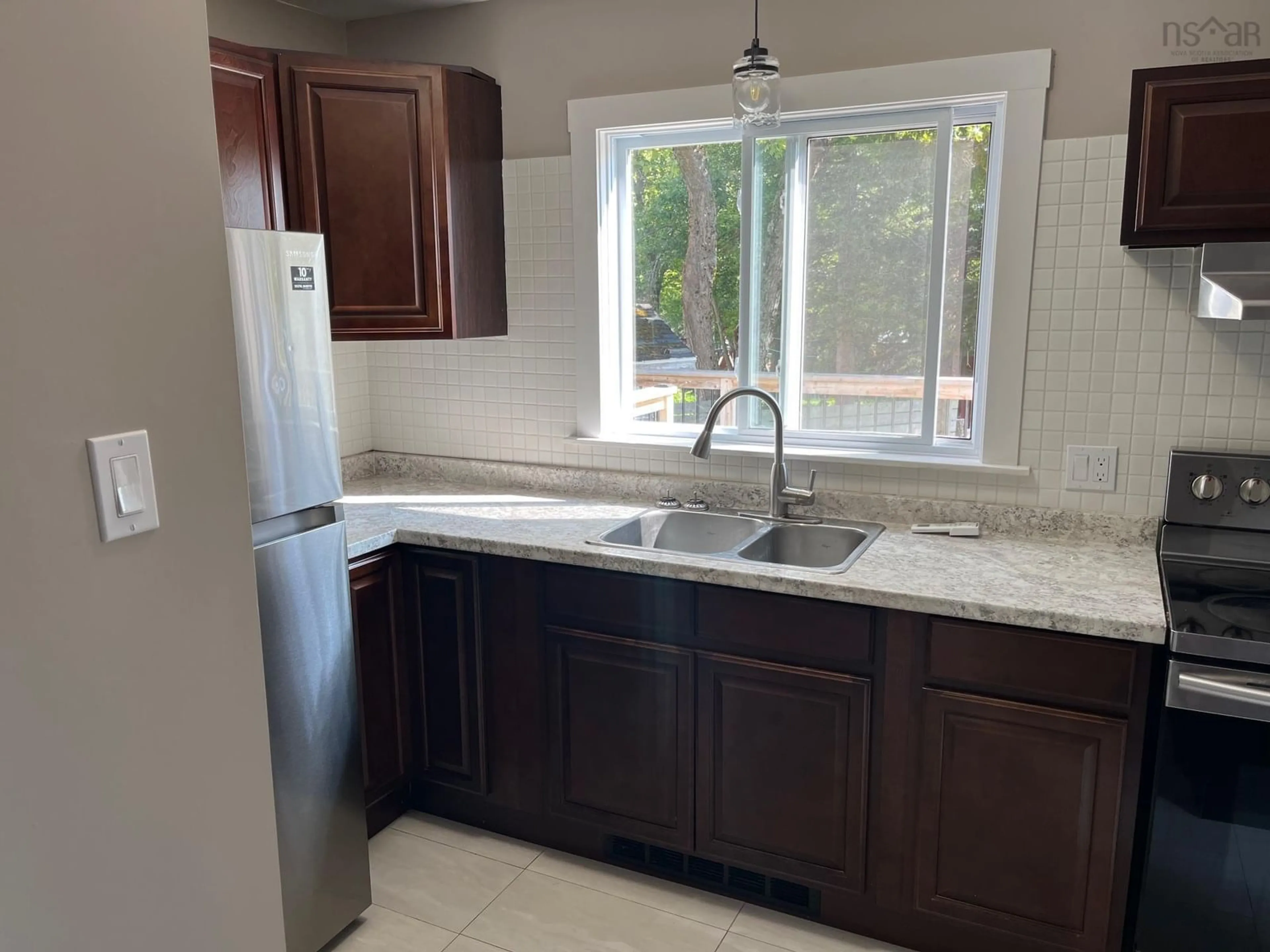 Standard kitchen, ceramic/tile floor for 19 Denneb Cres, Lower Sackville Nova Scotia B4E 1T9